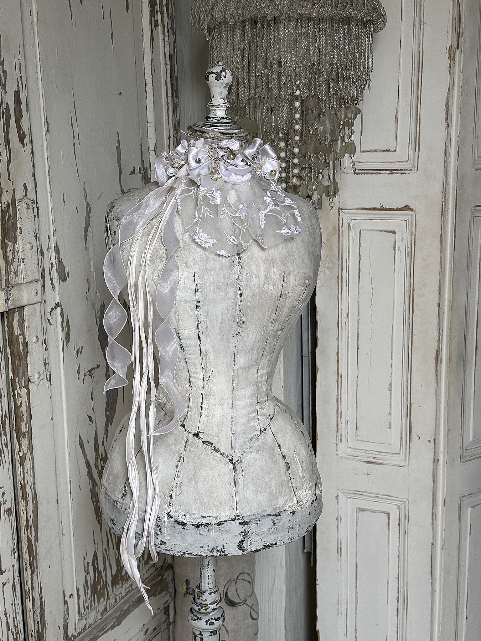 Antike Schneiderpuppe – Wespentaille & Vintage-Charme***