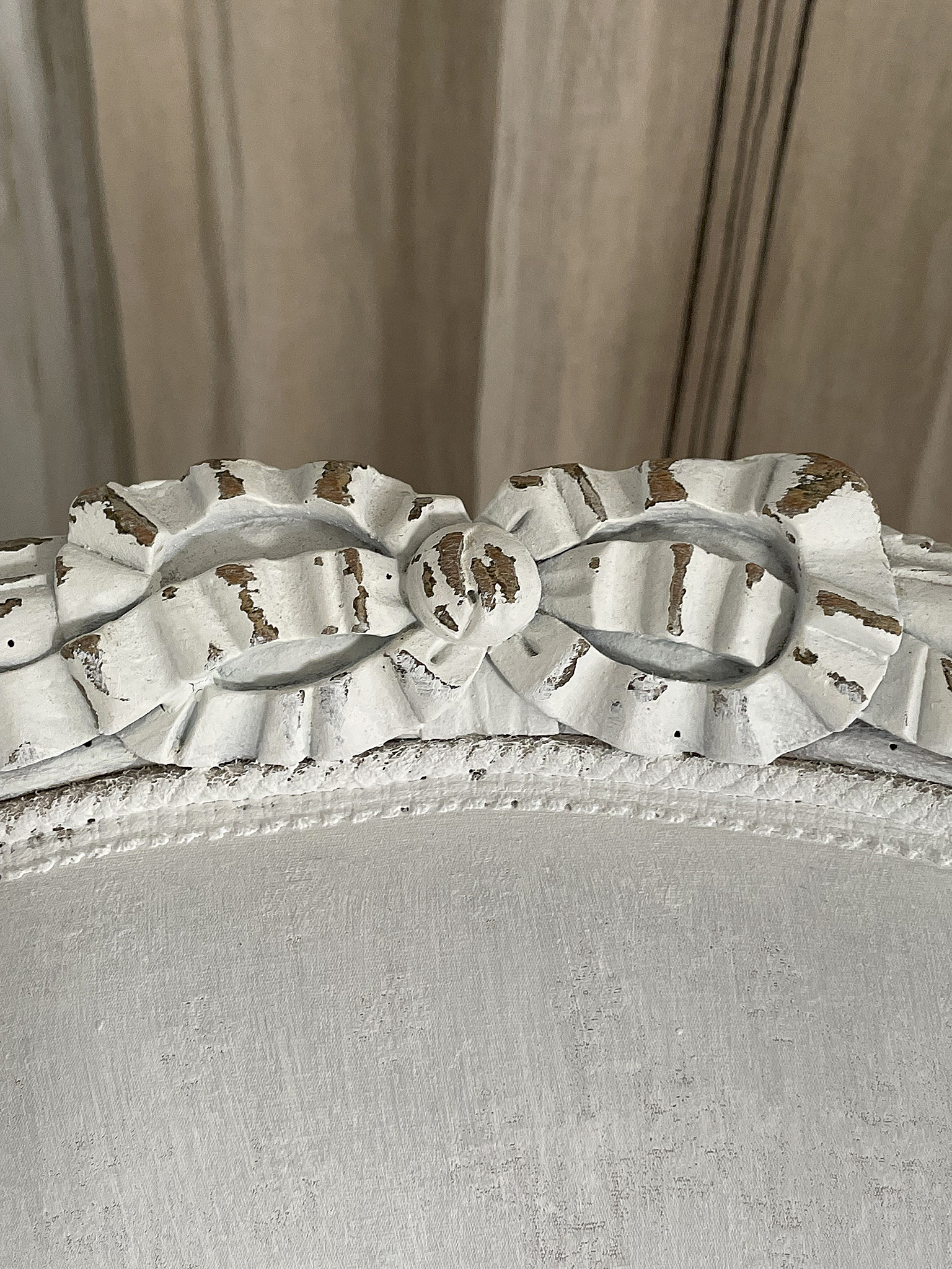 Reserviert! Romantischer alter Polstersessel im weißen Kleid*** Reserviert! Romantischer alter Polstersessel im weißen Kleid***