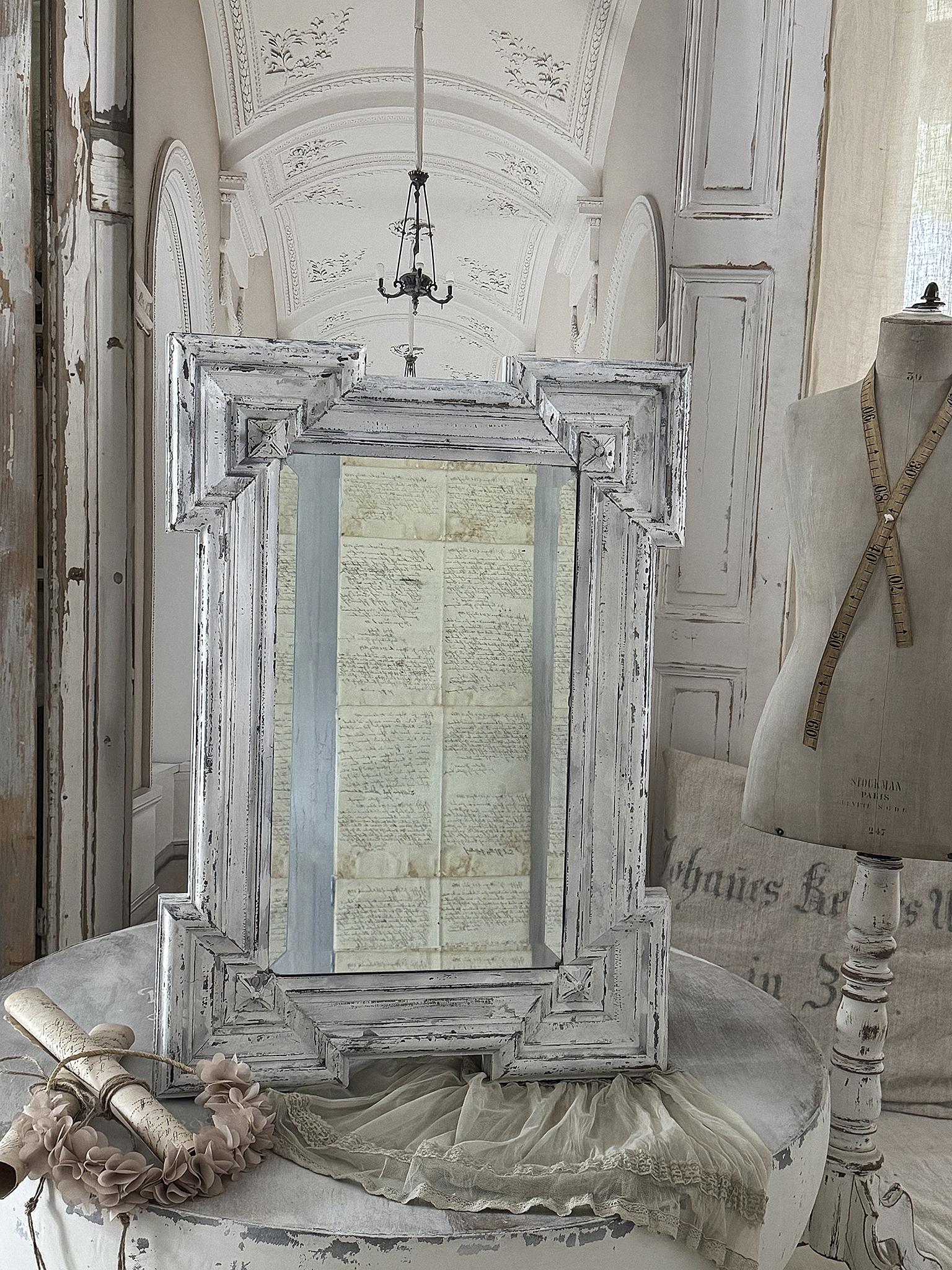 Antiker Gründerzeitspiegel im weißen Shabby-Kleid *** Antiker Gründerzeitspiegel im weißen Shabby-Kleid ***