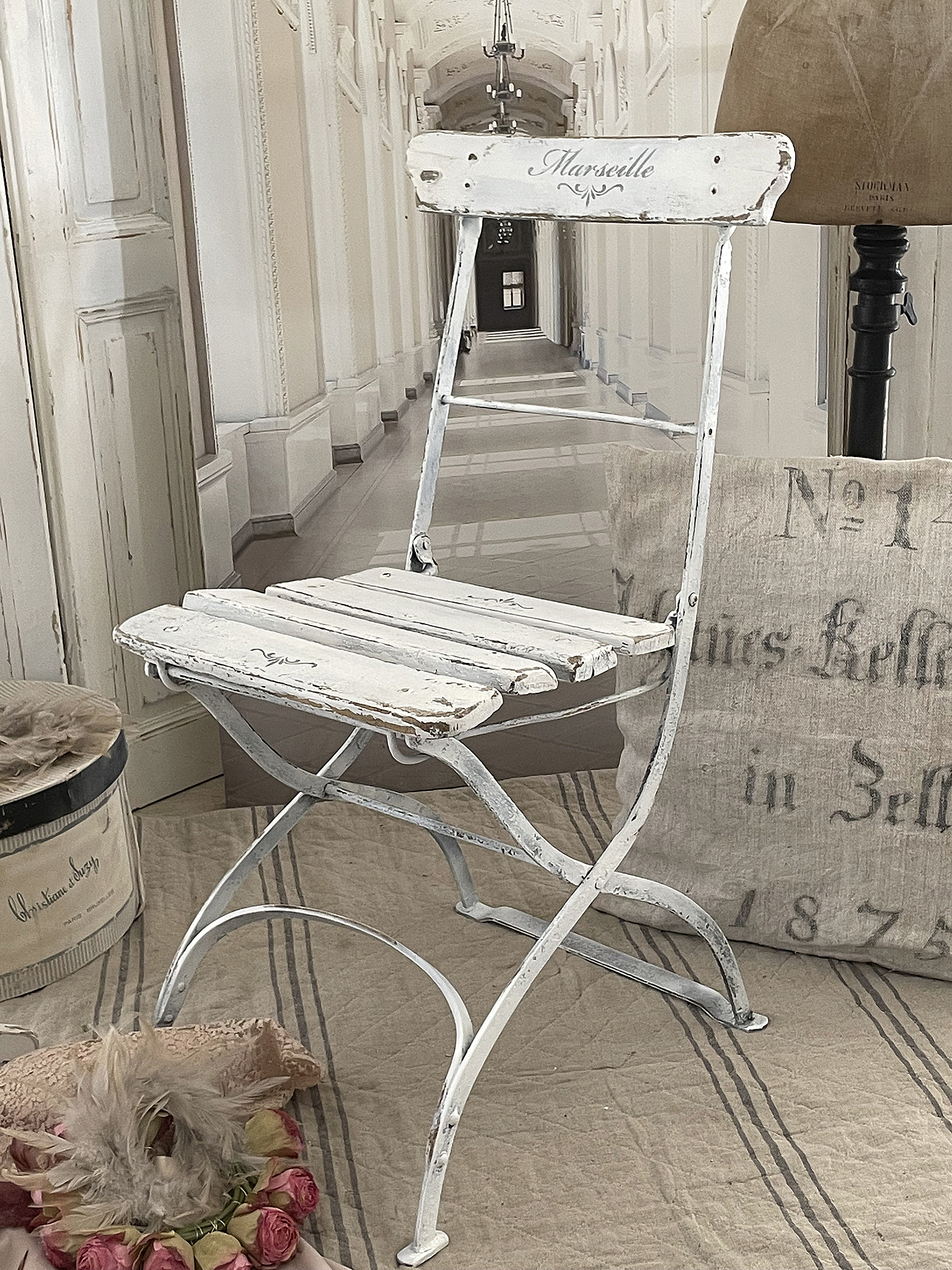 Brocante alter Gartenstuhl Marseille***