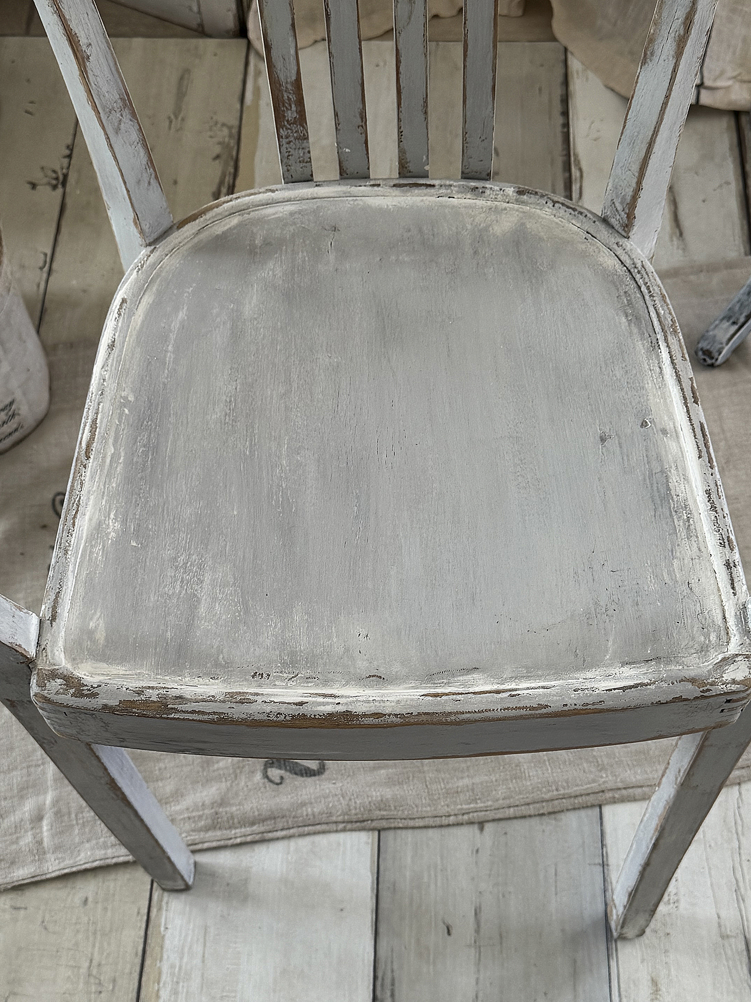 Alter Armlehnenstuhl Bauhaus Vintage/Creme-grau***