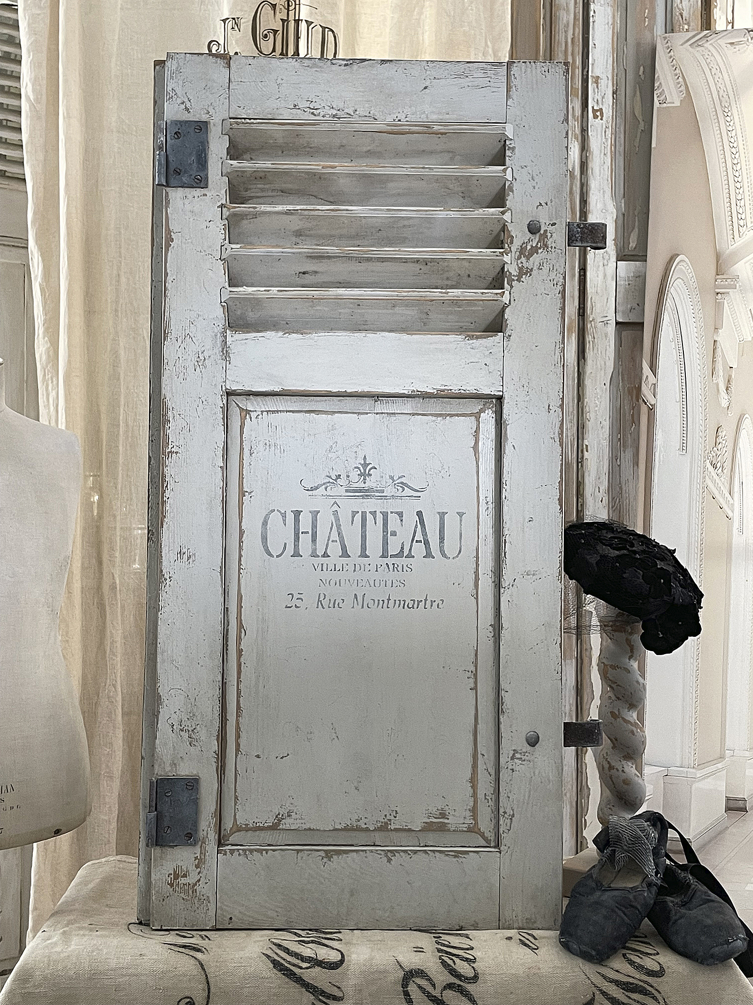 Alter Fensterladen Brocante Chateau*** Alter Fensterladen Brocante Chateau***