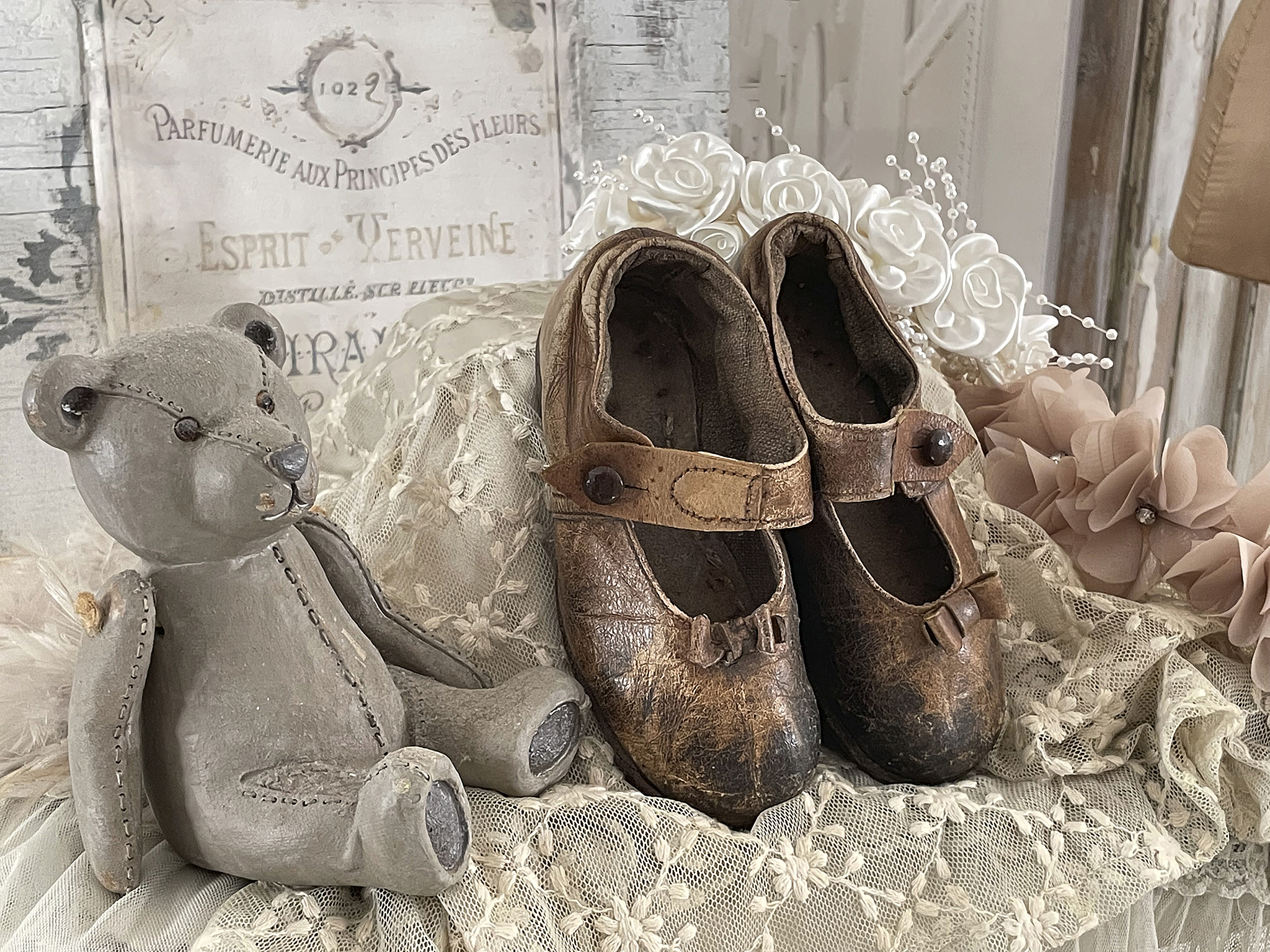 Reizende Kinderschuhe Vintage-braun mit Schleifchen***