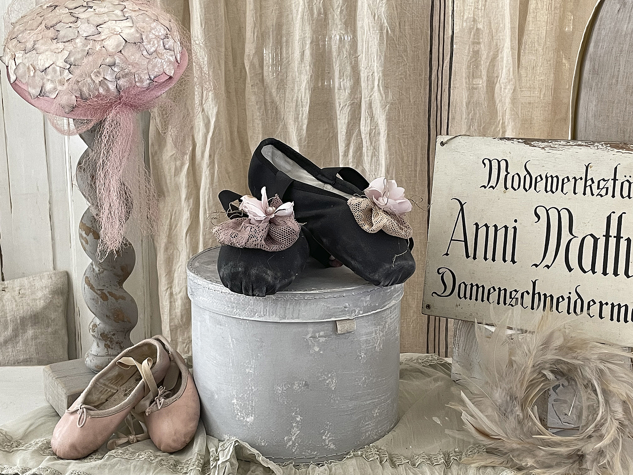 Black swan Spitzenschuhe-Malve*** Black swan Spitzenschuhe-Malve***