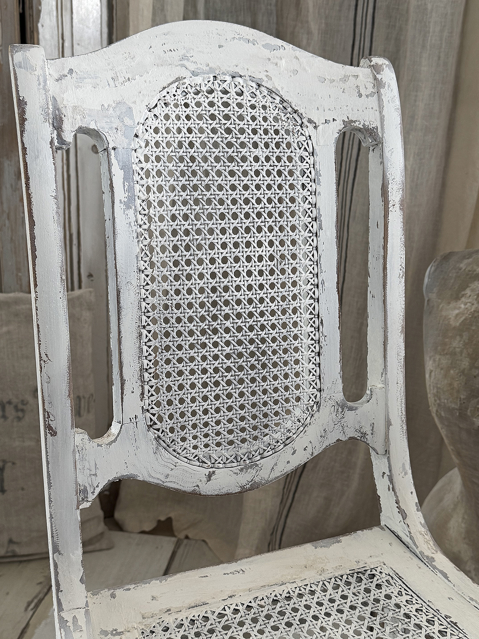  Antiker Biedermeier-Stuhl mit Wiener Geflecht – Shabby-Chic mit Charakter***