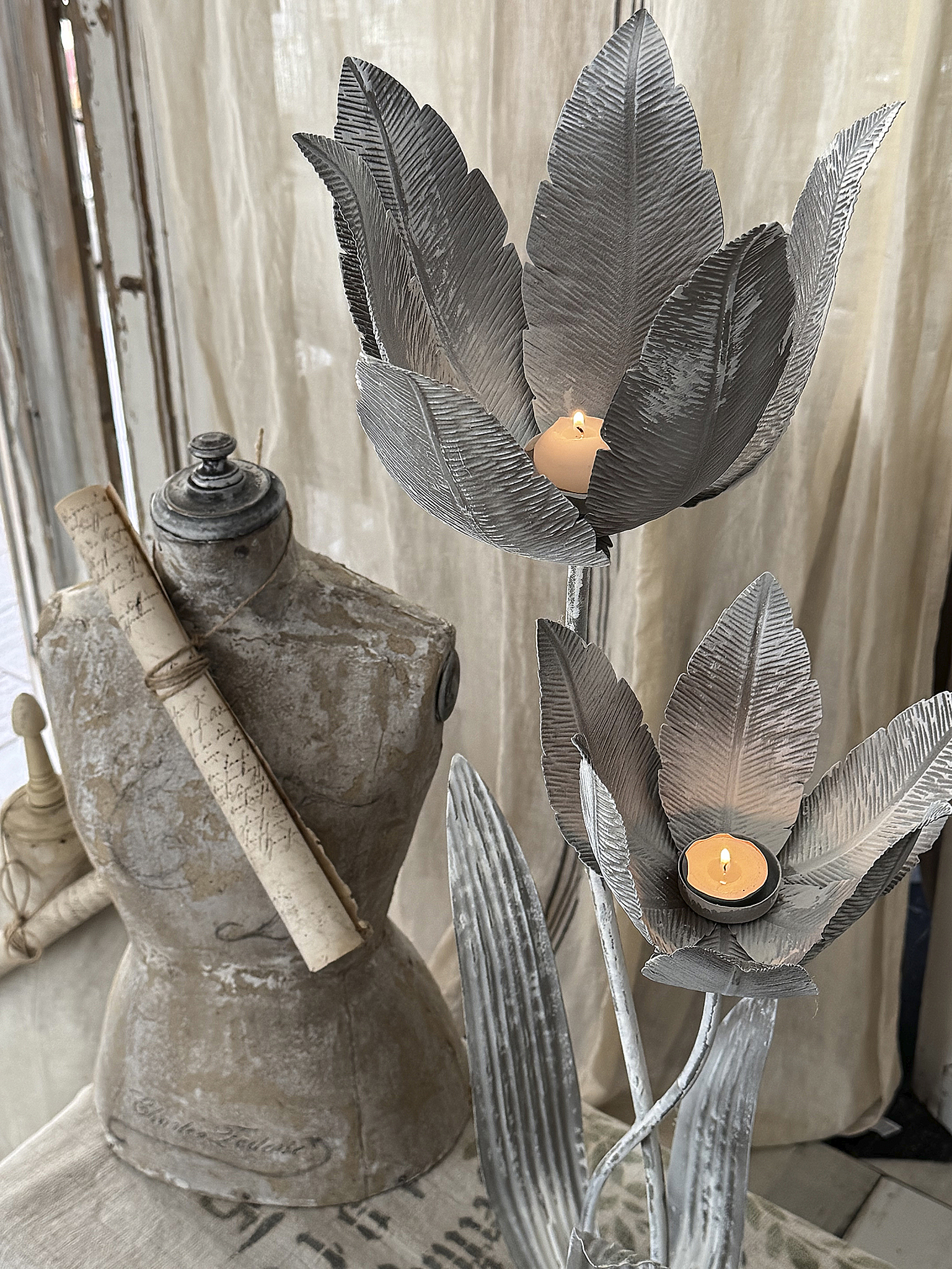 Große Tulpen-Skulptur aus Cortenstahl***