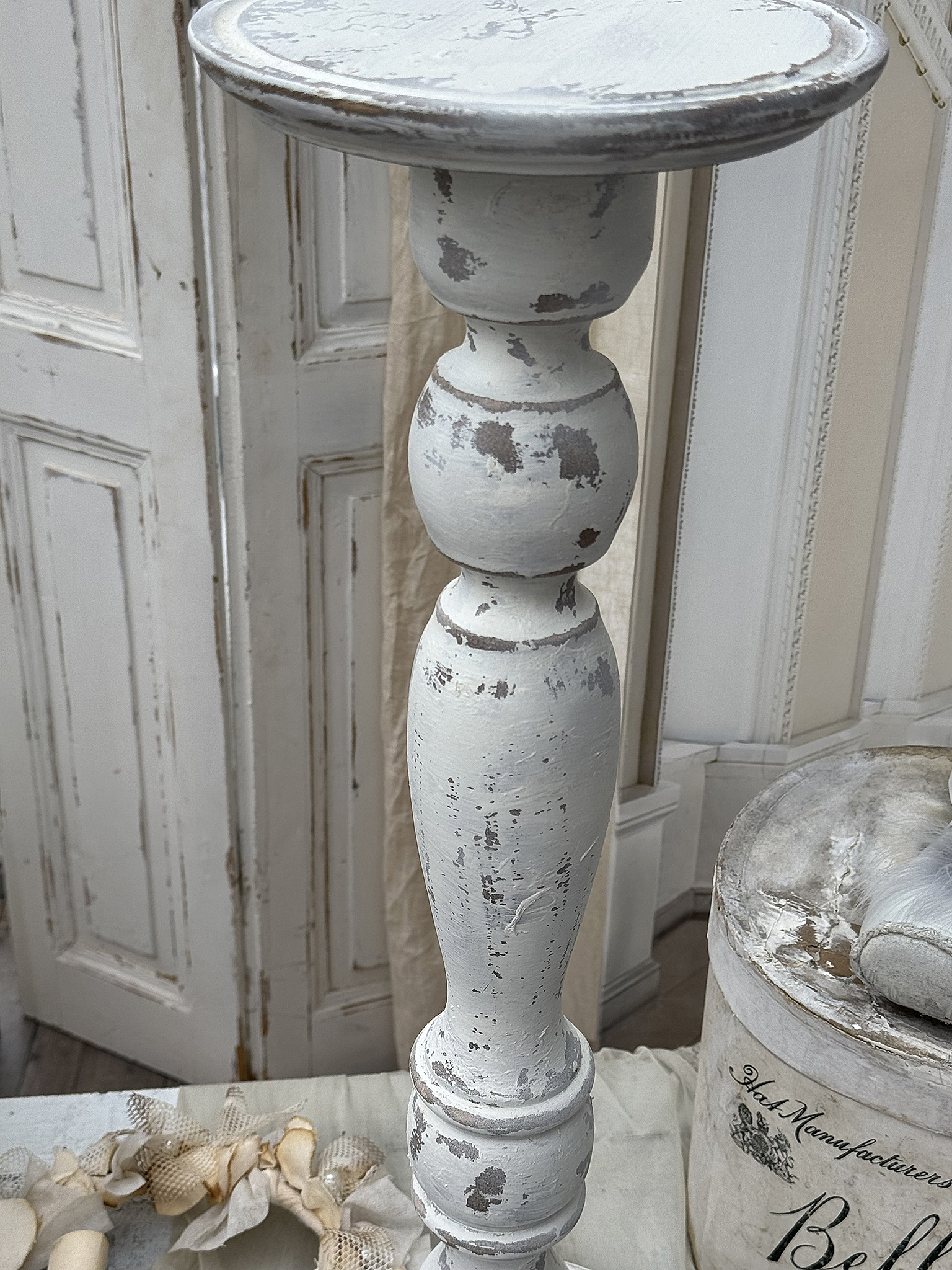 Alte Holzsäule im weißen Kleid*** Alte Holzsäule im weißen Kleid***