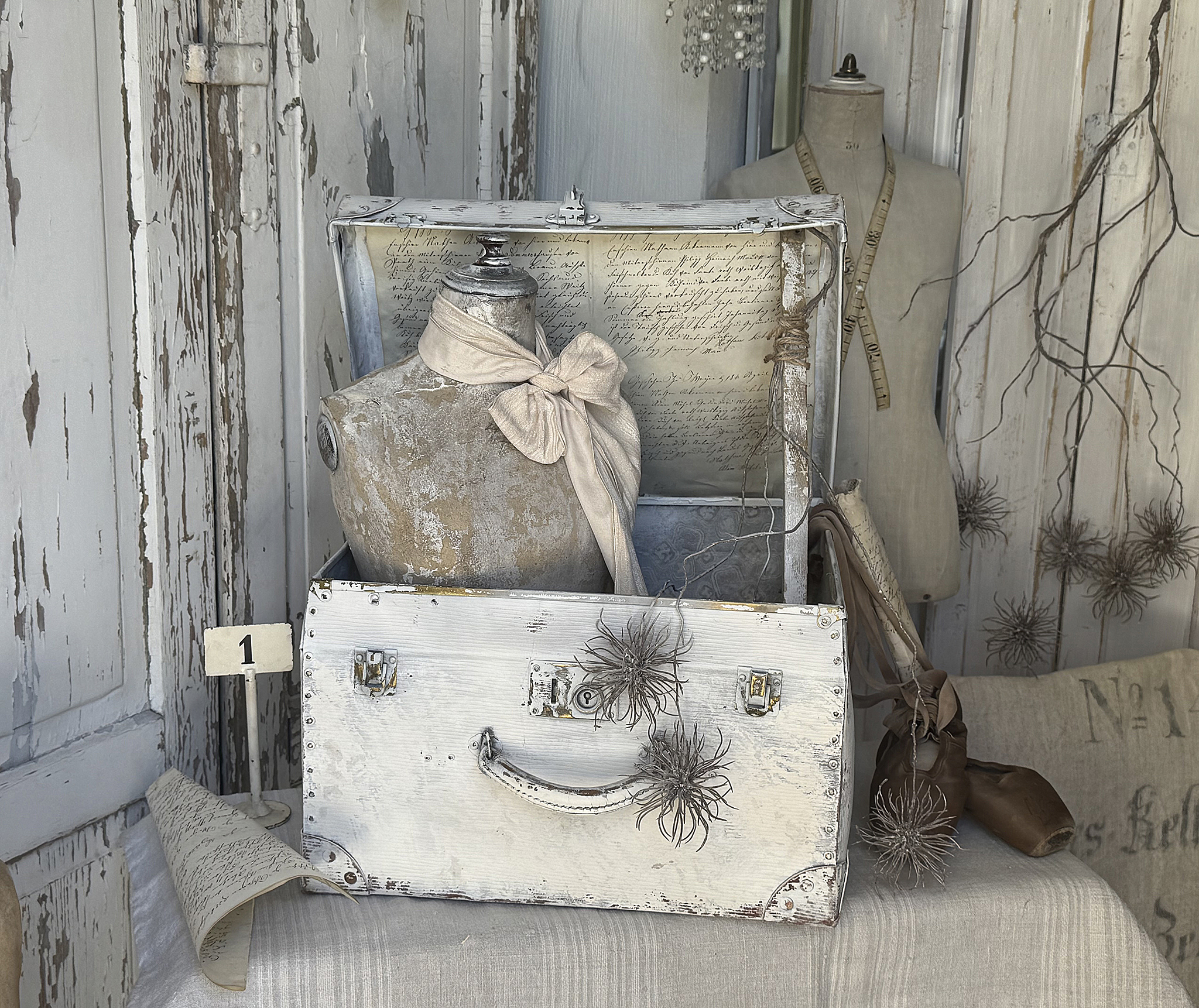 Zauberhafter Vintage-Hutkoffer in seltener Form – Shabby Chic Unikat mit Geschichte und Charme