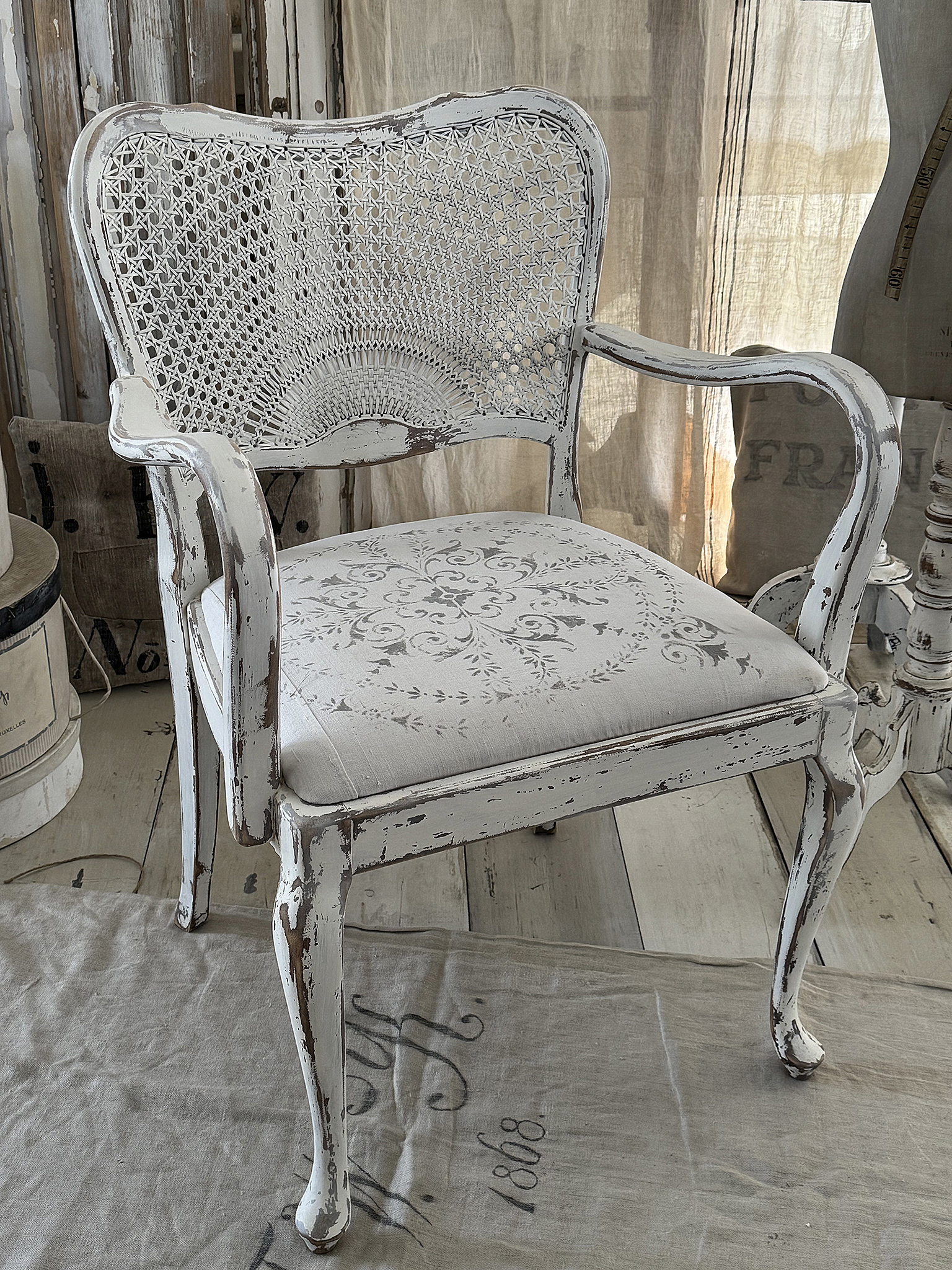 Toller Armlehnenstuhl im Chippendalel***