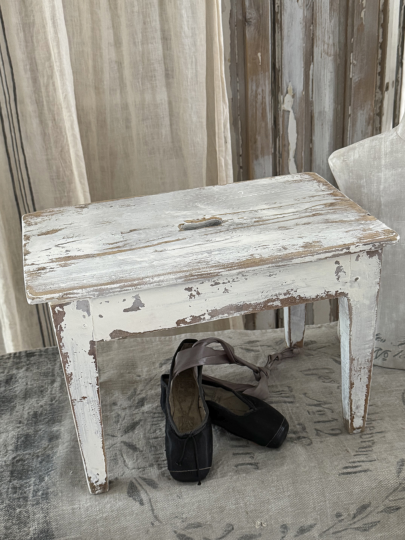 Altes großes Fußbänkchen Shabby-pur***
