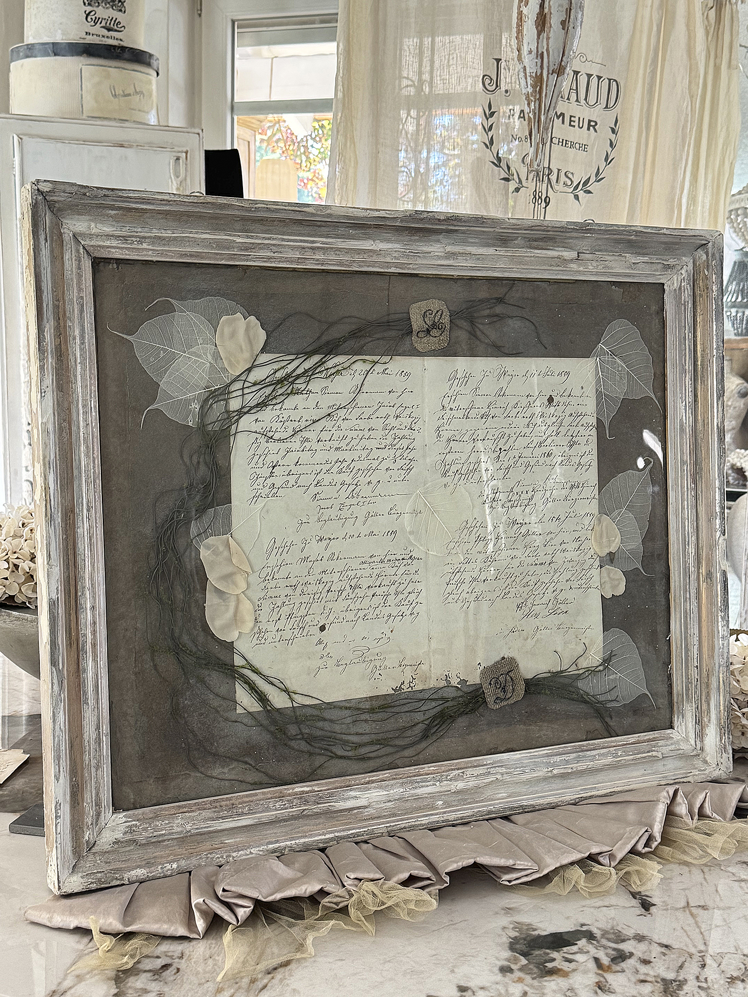 Außergewöhnliches Vintage-Bild mit antiken Dokumenten & Naturdetails***