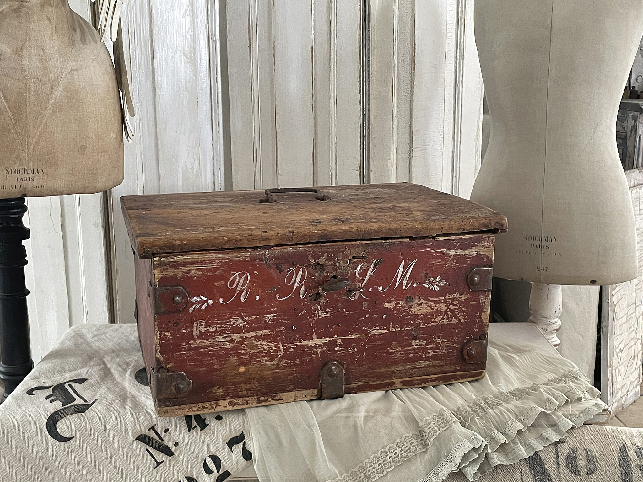 Antike kleine Holztruhe/Kiste