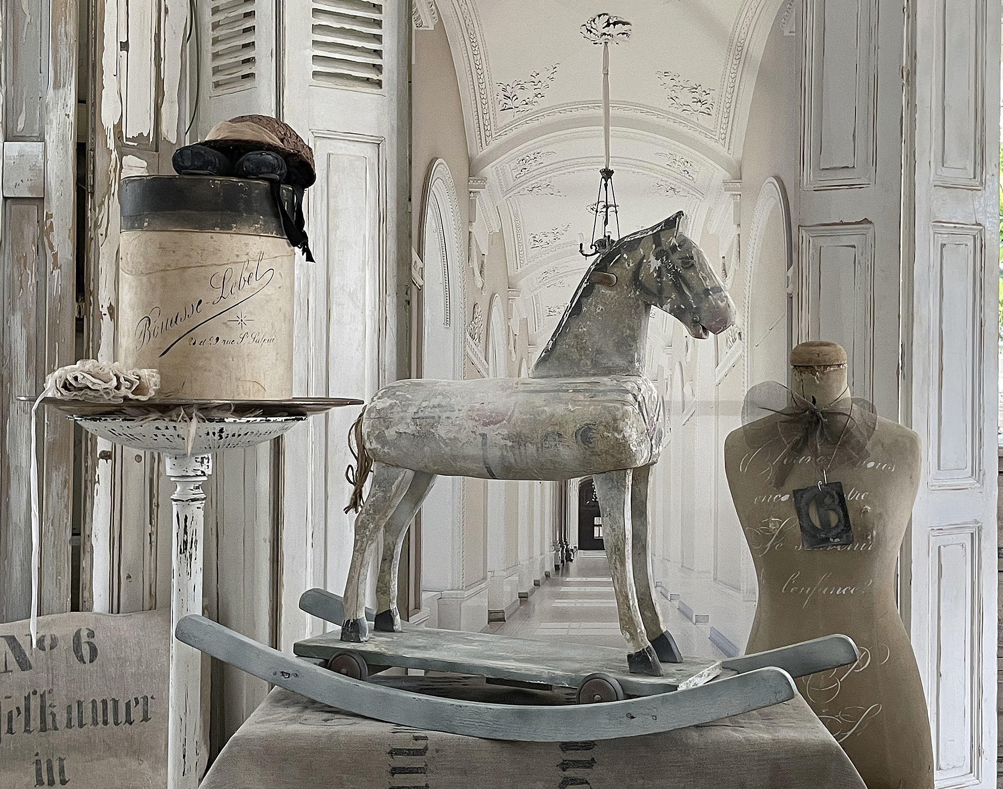 Altes Schaukelpferd Shabby-pur*** Altes Schaukelpferd Shabby-pur***