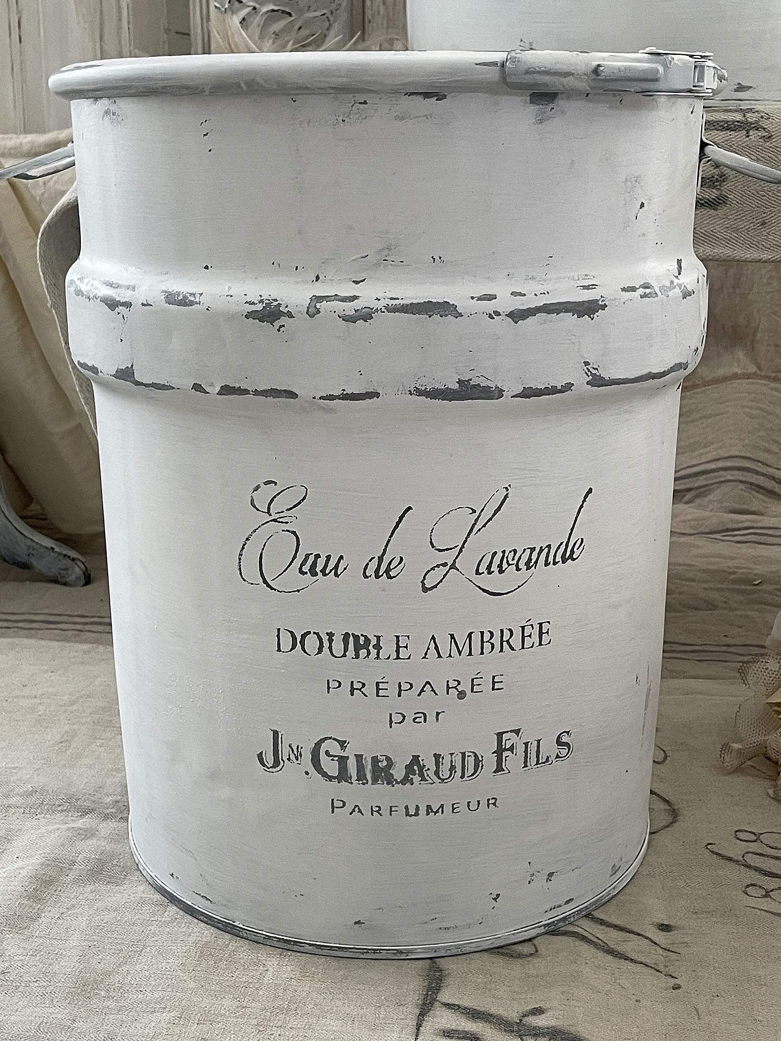 Tonne aus Aluminium Lavande*** Tonne aus Aluminium Lavande***