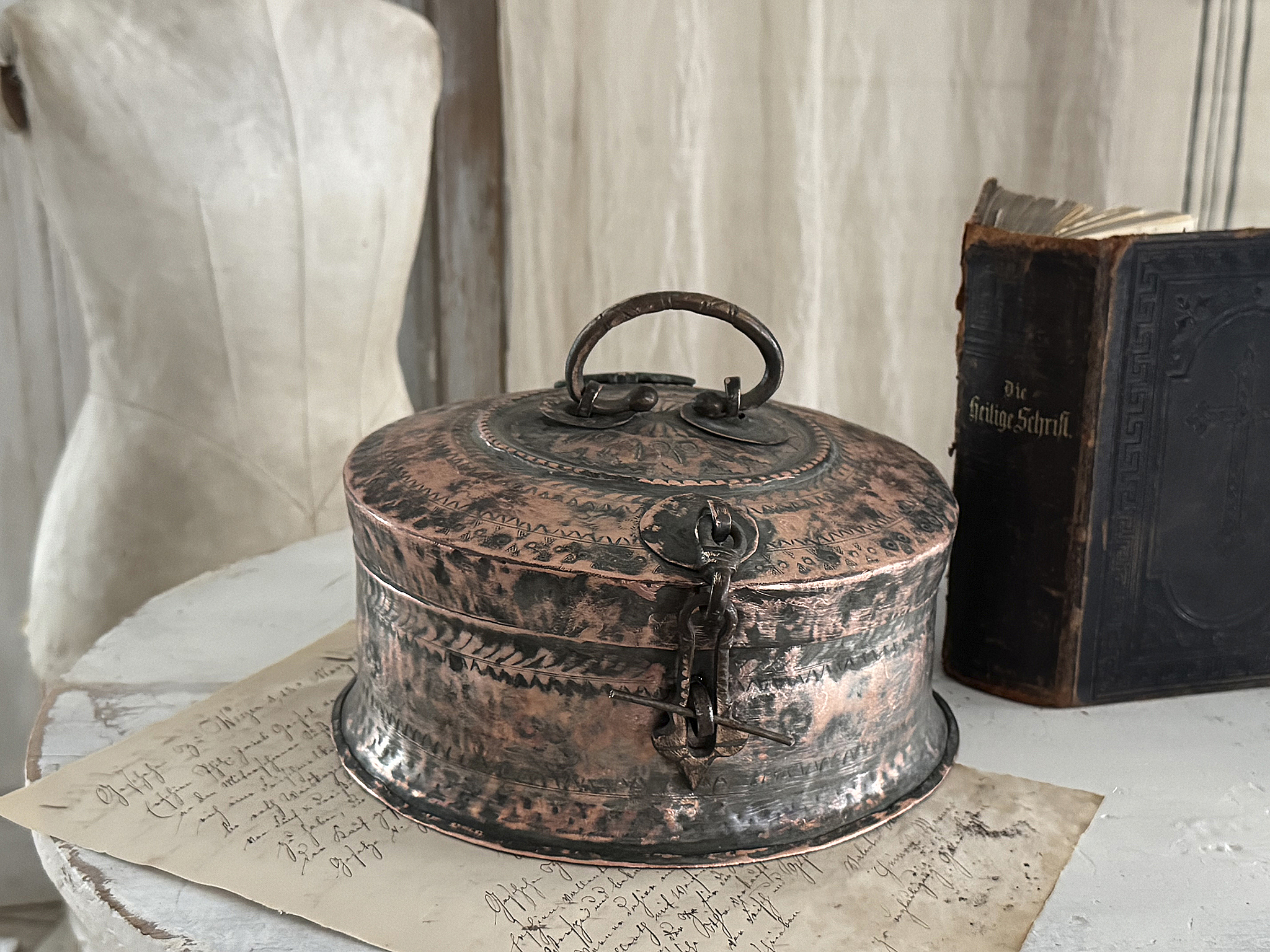 Antike Kupferschale mit Deckel ein kostbares Stück mit Geschichte*** 