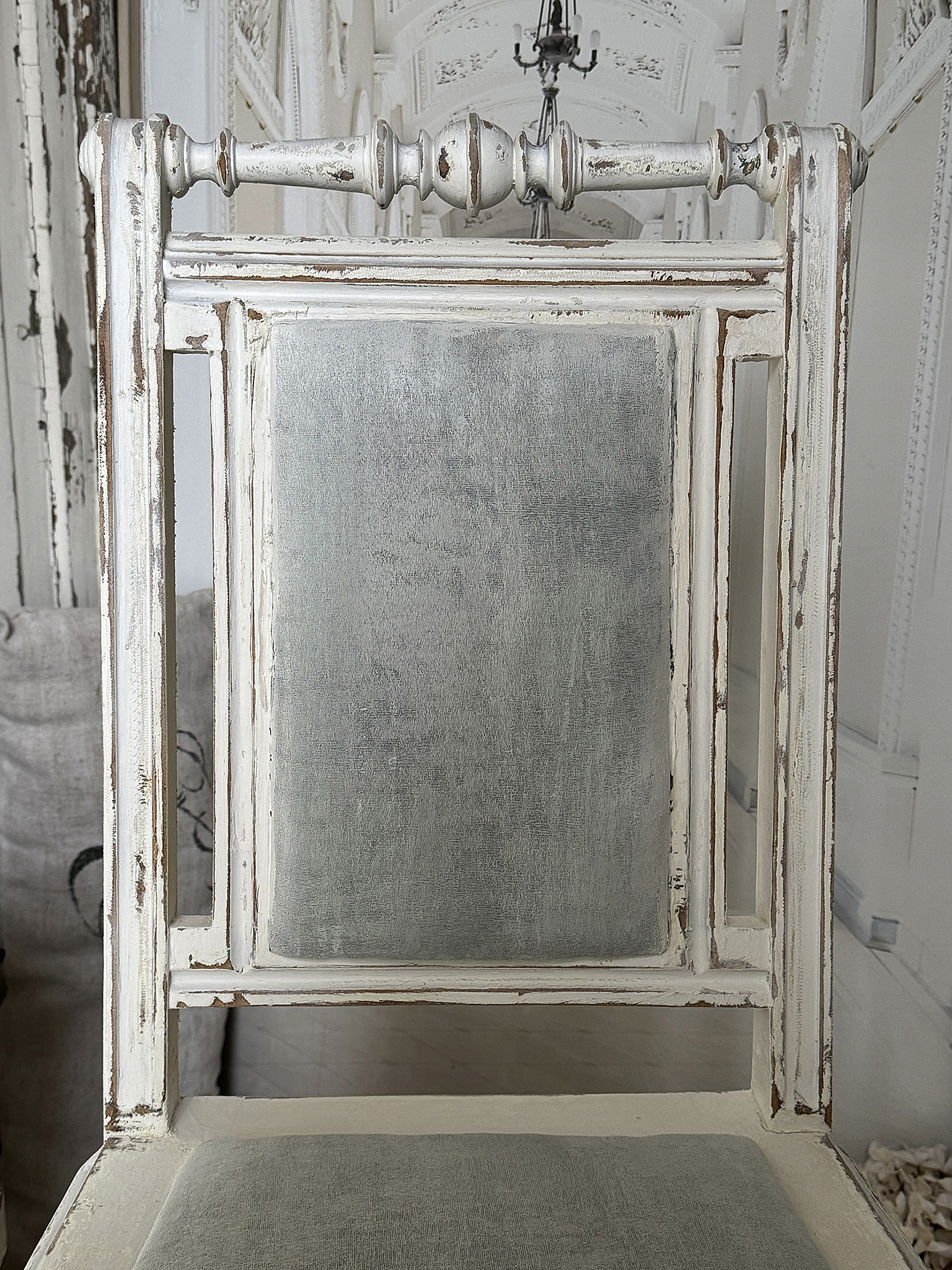 Antiker Gründerzeitstuhl mit Polster ***