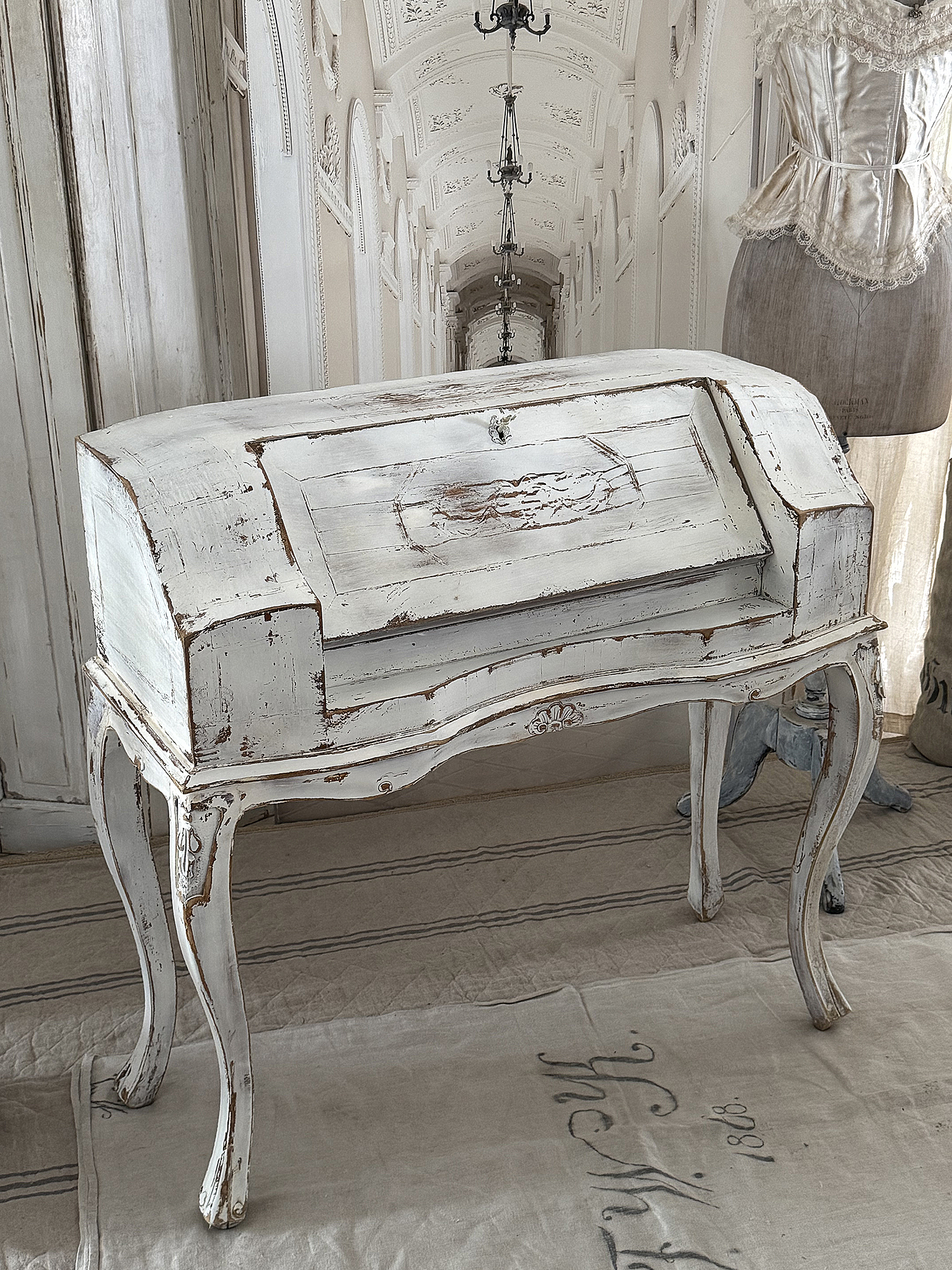 Antiker Damensekretär im Shabby Chic Stil – Original & mit Charakter***