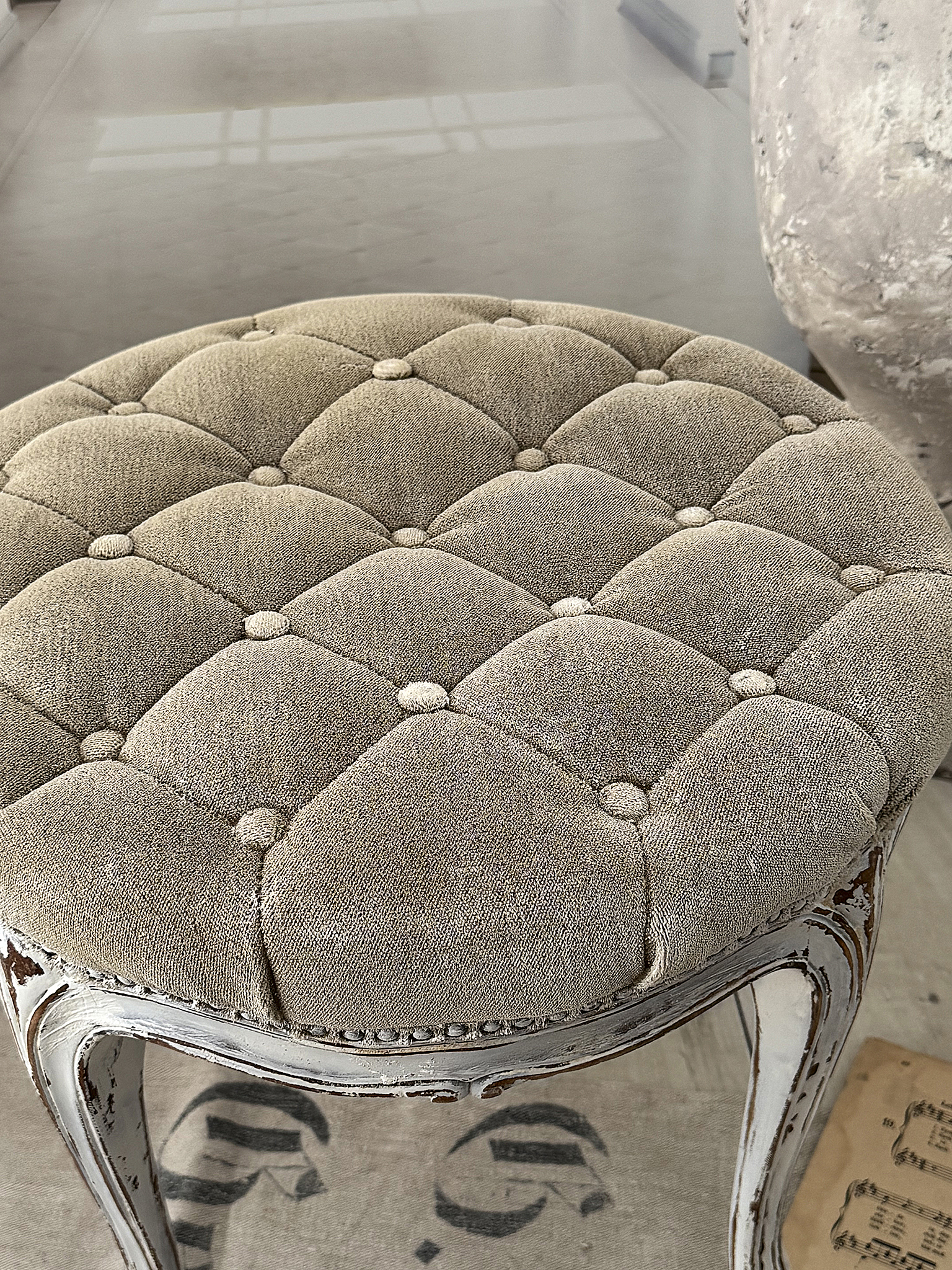 Reserviert! Alter Chippendale-Klavierhocker mit Federkern – Shabby Chic***