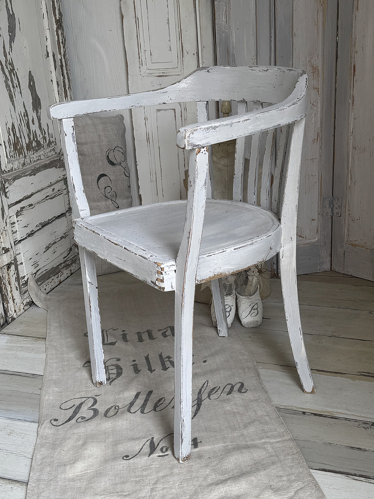 Alter Armlehnenstuhl Bauhaus Vintage/Creme-grau***