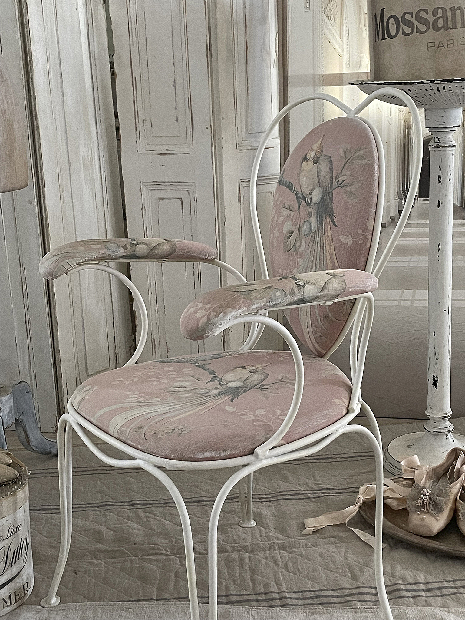 Alter edler Metallstuhl mit Polster*** Alter edler Metallstuhl mit Polster***