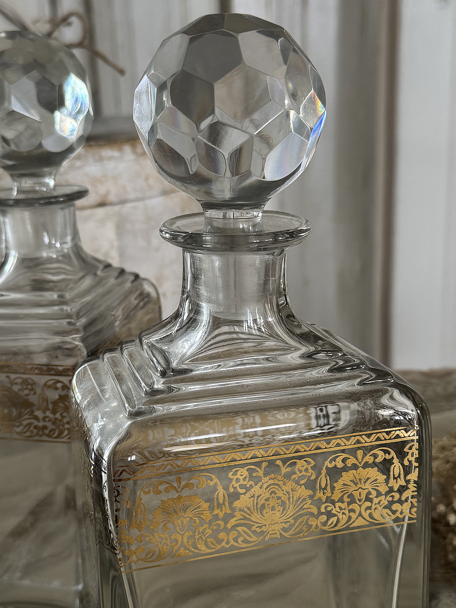 Elegante Vintage-Kristallkaraffen/Flaschen***