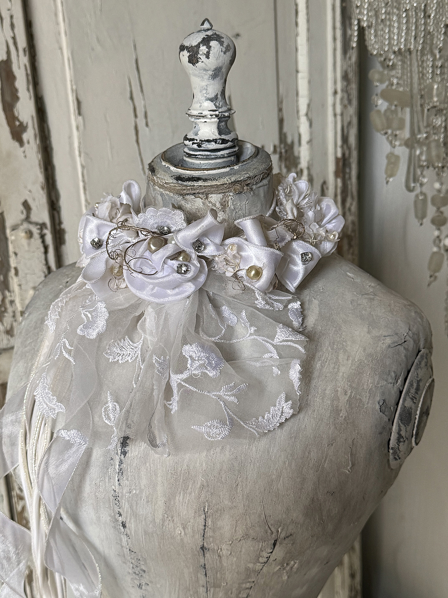 Antike Schneiderpuppe – Wespentaille & Vintage-Charme***