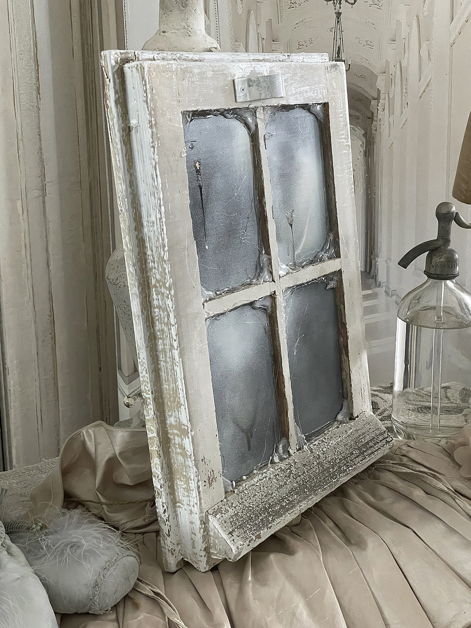 Kleines antikes Sprossen/Spiegelfenster***