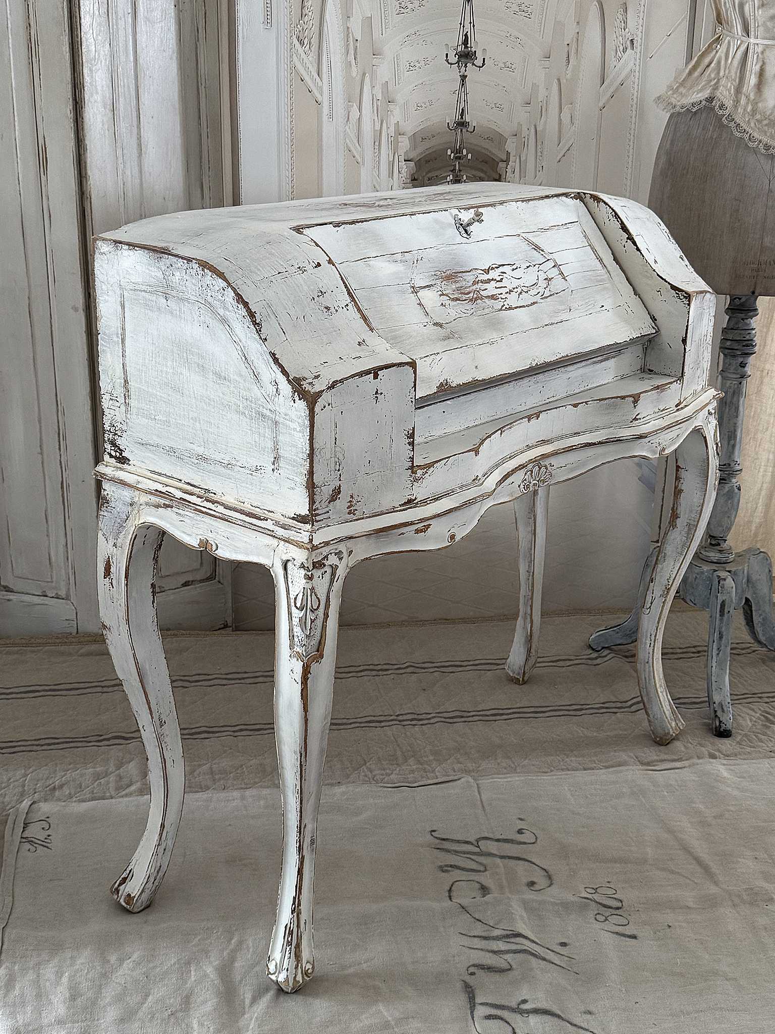 Antiker Damensekretär im Shabby Chic Stil – Original & mit Charakter***