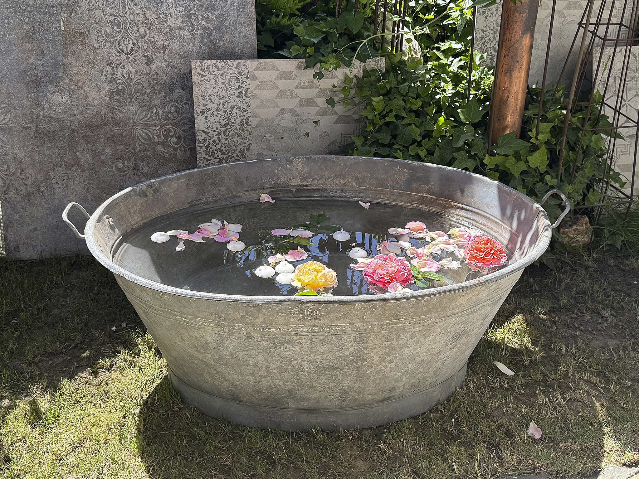 Alte sehr große Zinkwanne mit authentischer Patina – 100Liter***