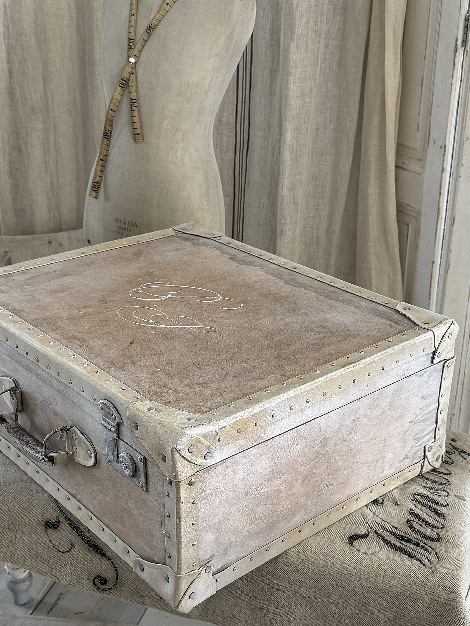 Wunderschöner alter Oldtimer-Koffer im Vintage-Stil***