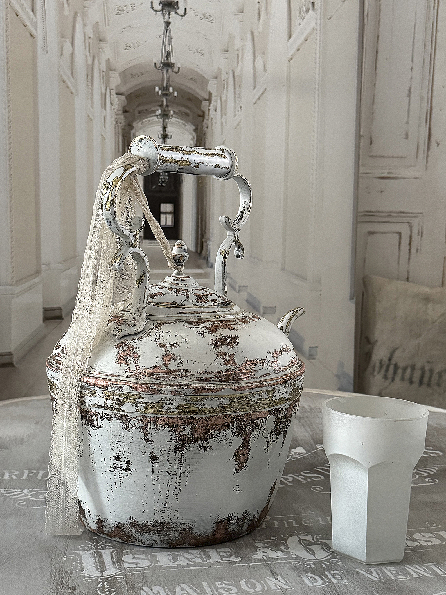  Alter Kessel im Shabby-Kleid***