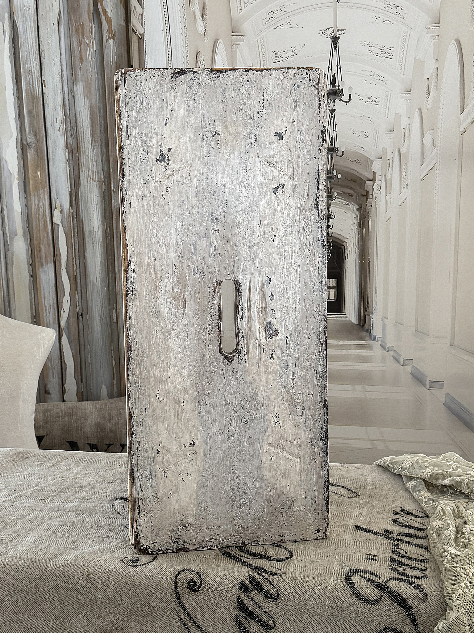 Langes Fußbänkchen im alten Shabbykleid***