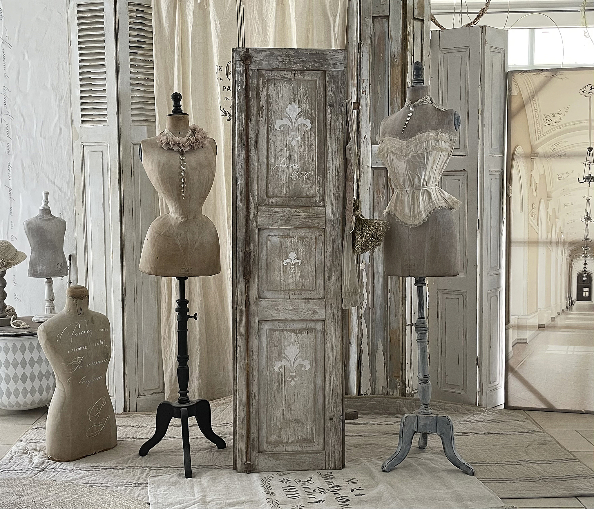 Fensterladen antik Anno1816*** Fensterladen antik Anno1816***