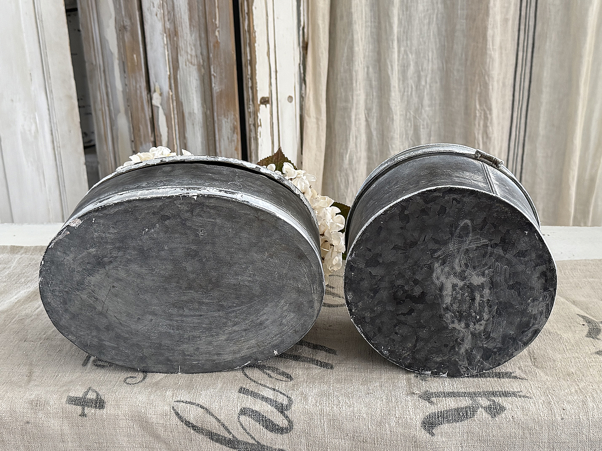  Altes Dosen-Duo aus Zink im Vintage-Stil***