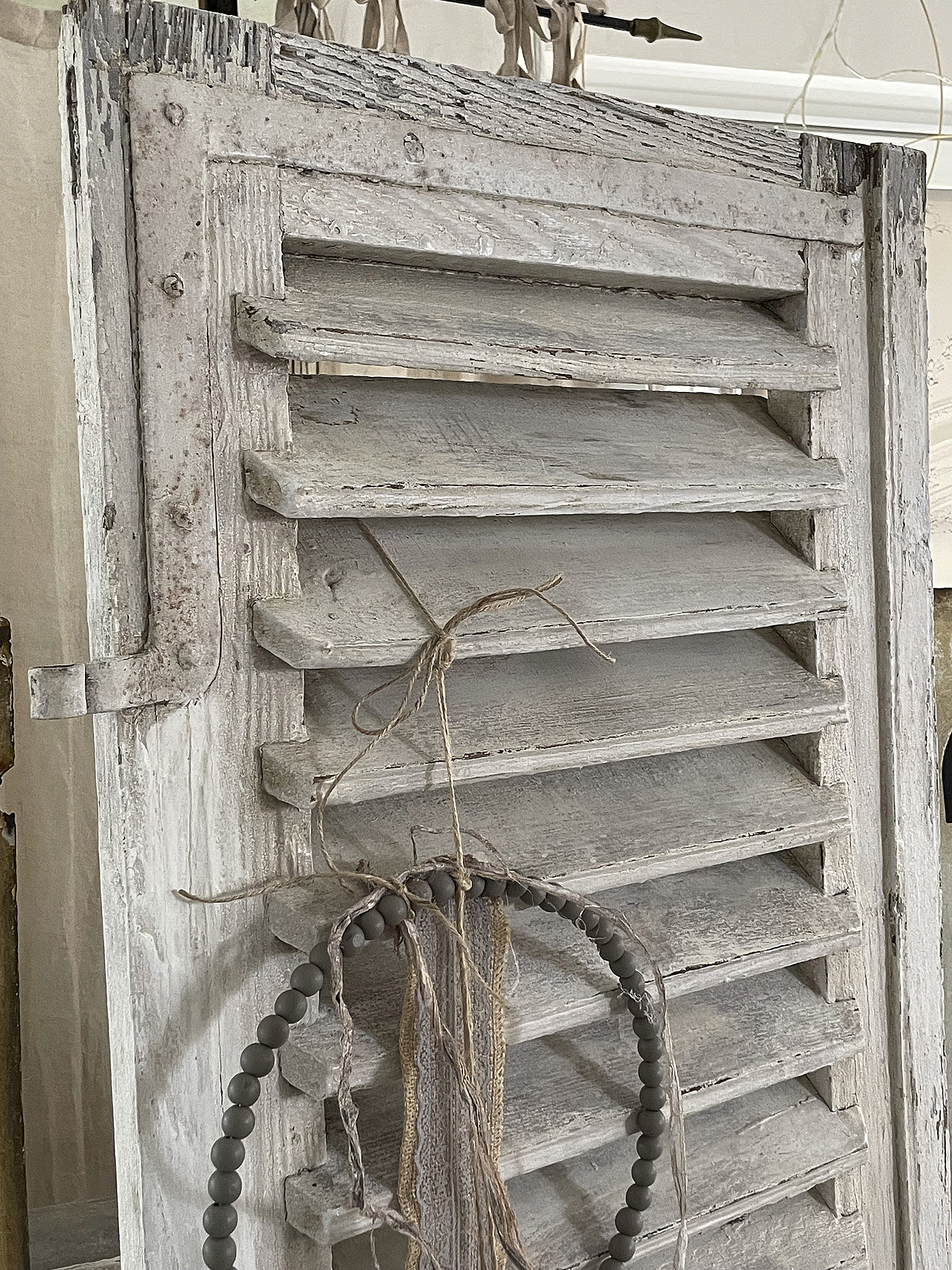 Großer Lamellenfensterladen Shabby-pur 1*** Großer Lamellenfensterladen Shabby-pur 1***