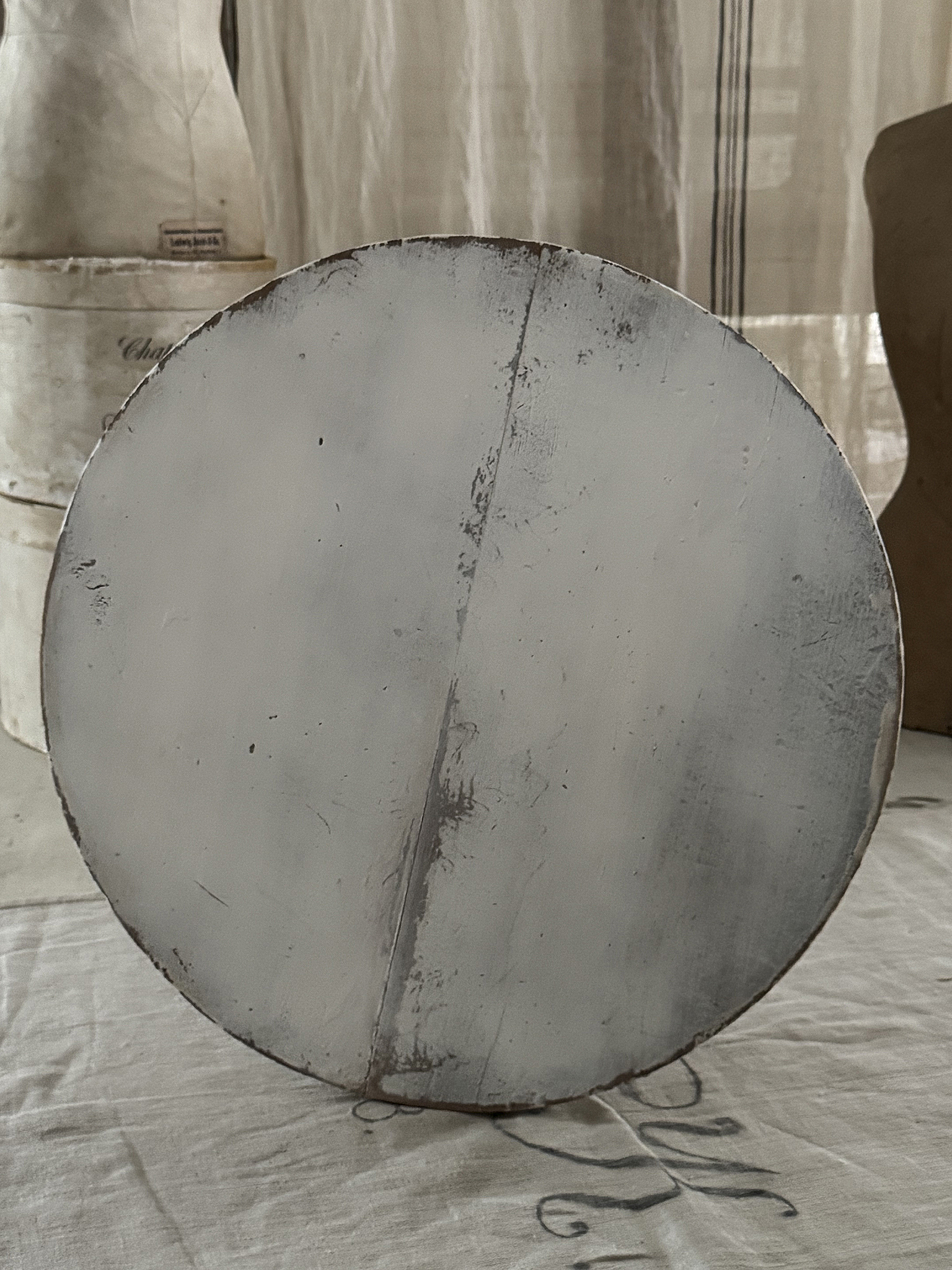  Alter, ausgefallener Beistelltisch ein zauberhaftes Einzelstück***