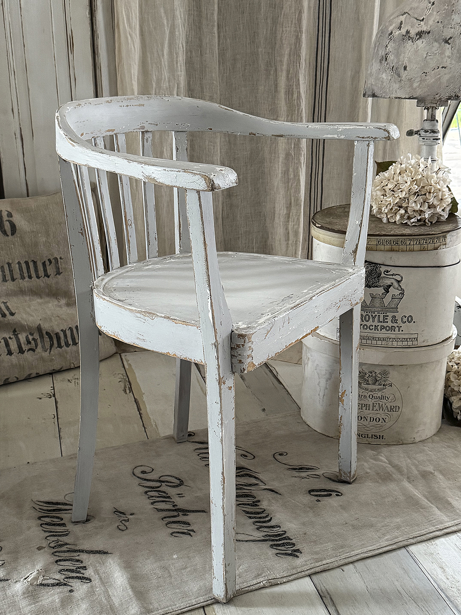 Alter Armlehnenstuhl Bauhaus Vintage/Creme-grau***