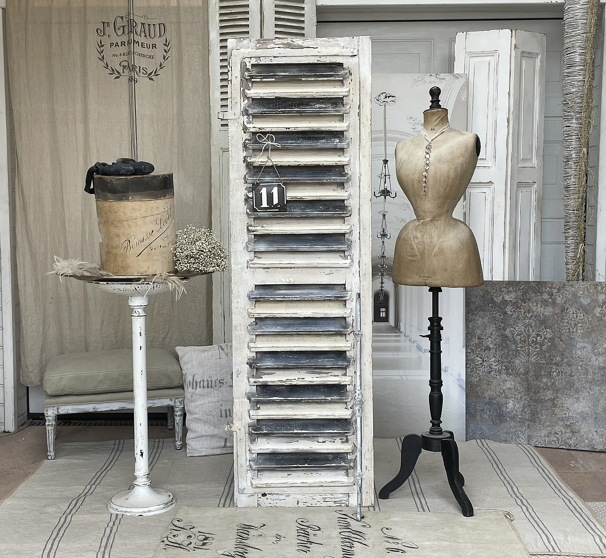 Großer Lamellenfensterladen Shabby-gestreift***