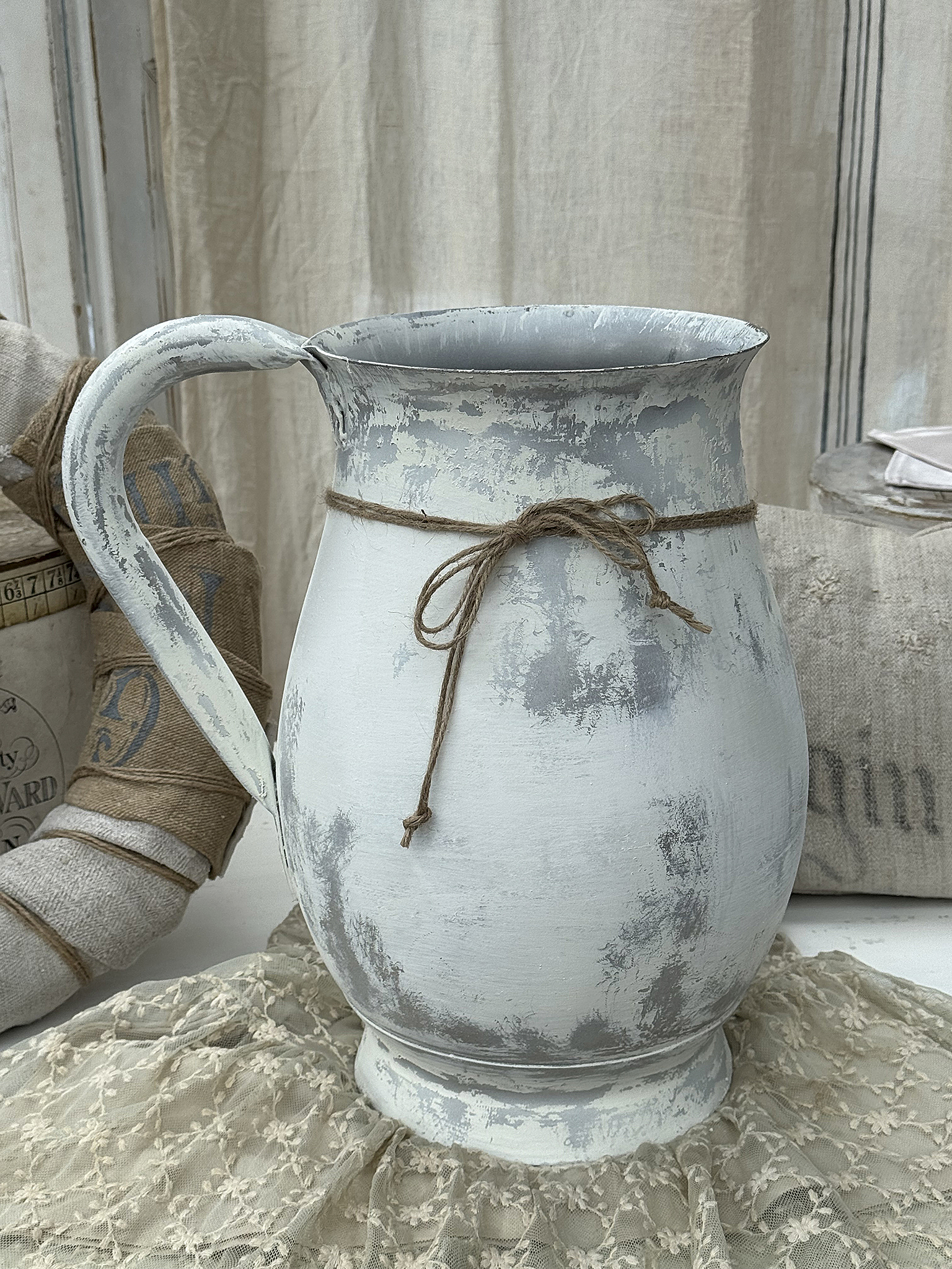 Alte große Zinkblechkanne mit Emailleschild – Vintage*** Alte große Zinkblechkanne mit Emailleschild – Vintage***