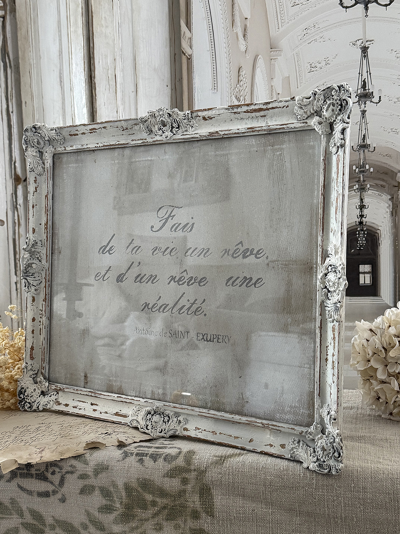 Individuelles Vintage-Bild mit französischem Zitat im antiken Rahmen***