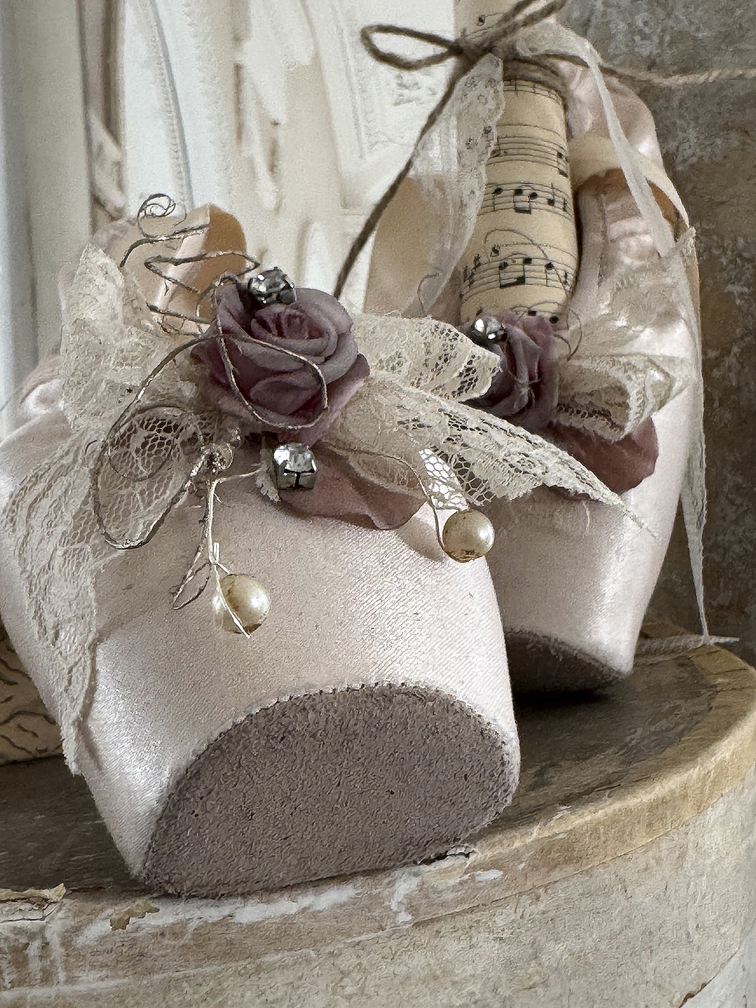 Ballettschuhe mit Notenblatt Brocante***