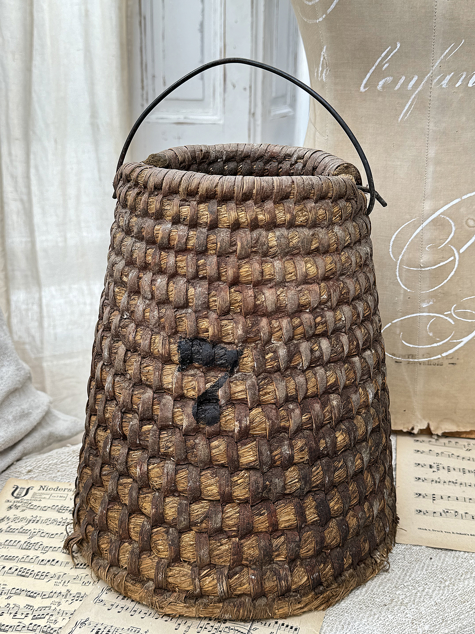 Alter Bienenkorb*** Alter Bienenkorb***