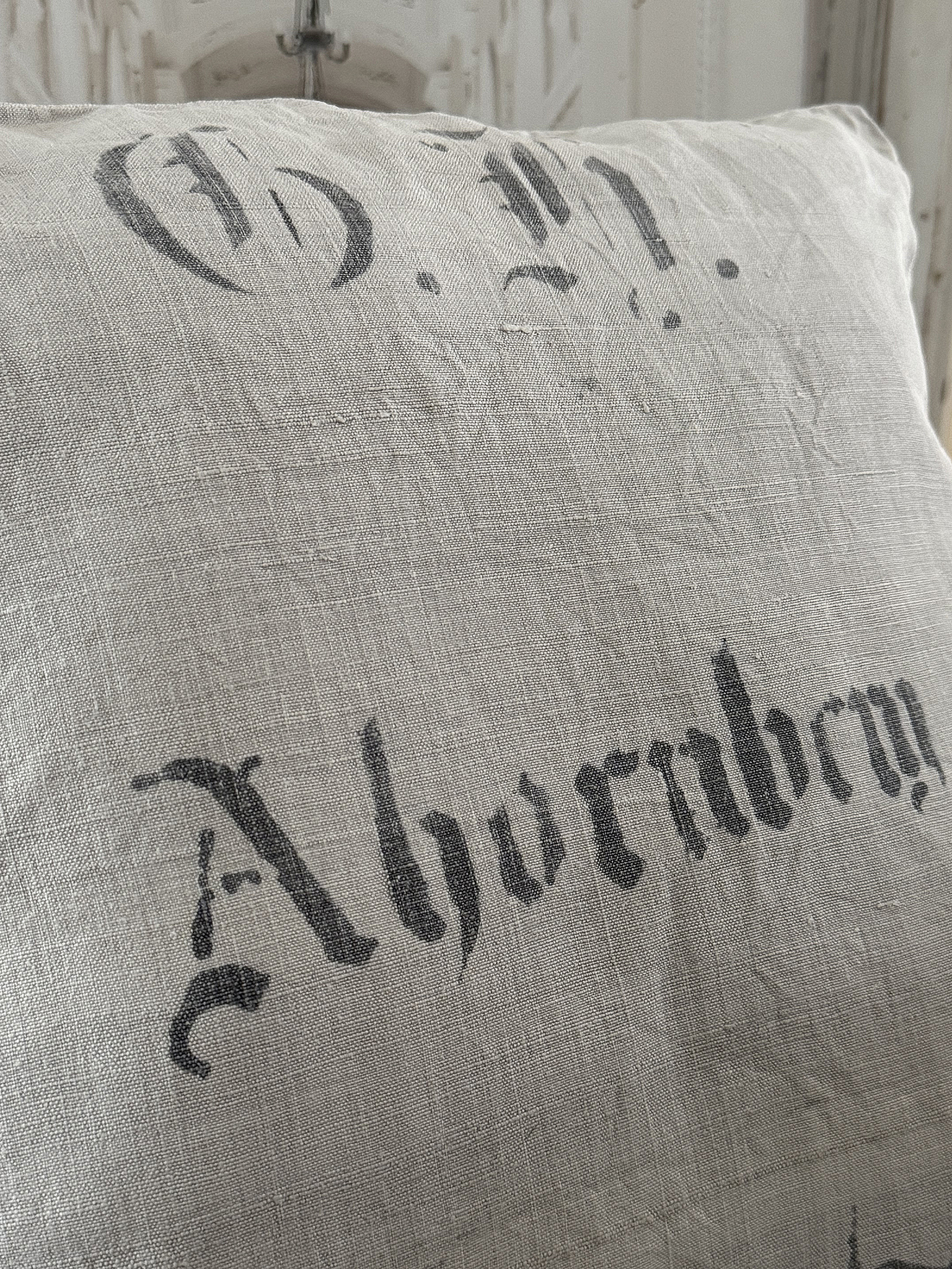 Altes Mehlsackkissen aus antikem Leinensack***