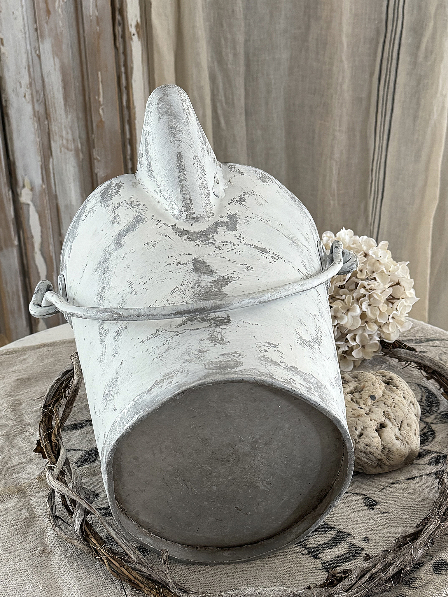 Charmanter Vintage-Aluminiumeimer mit großem Ausguss im Shabby-Stil/10L***