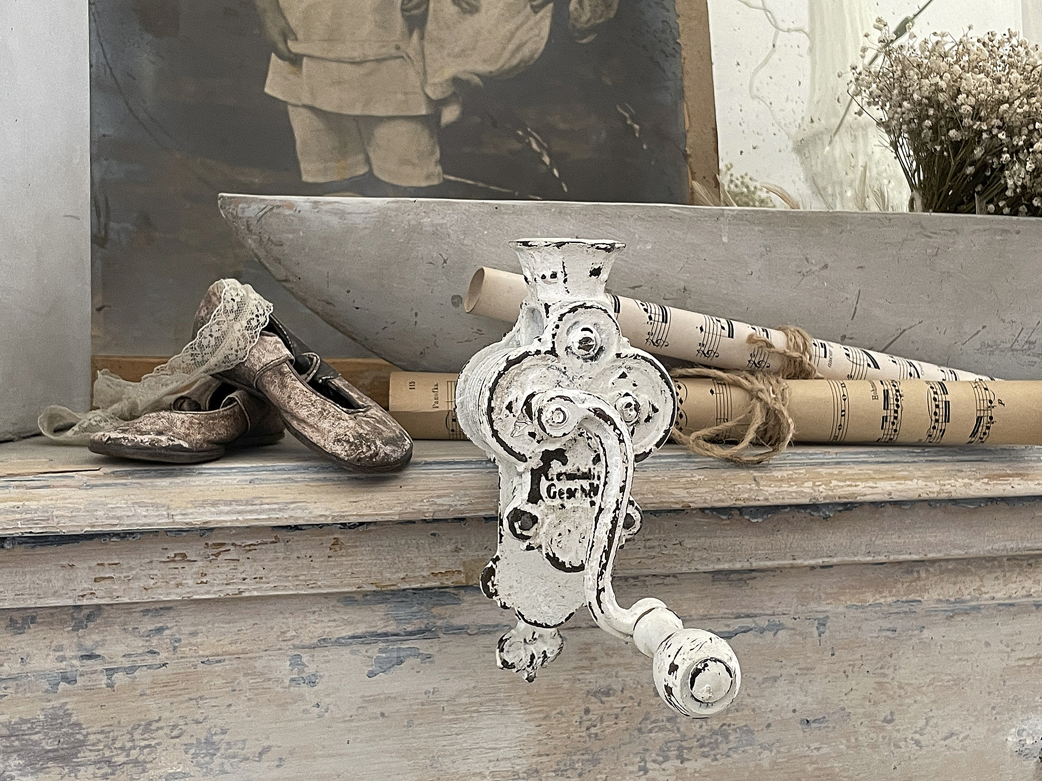 Reizende antike Kräutermühle*** Reizende antike Kräutermühle***