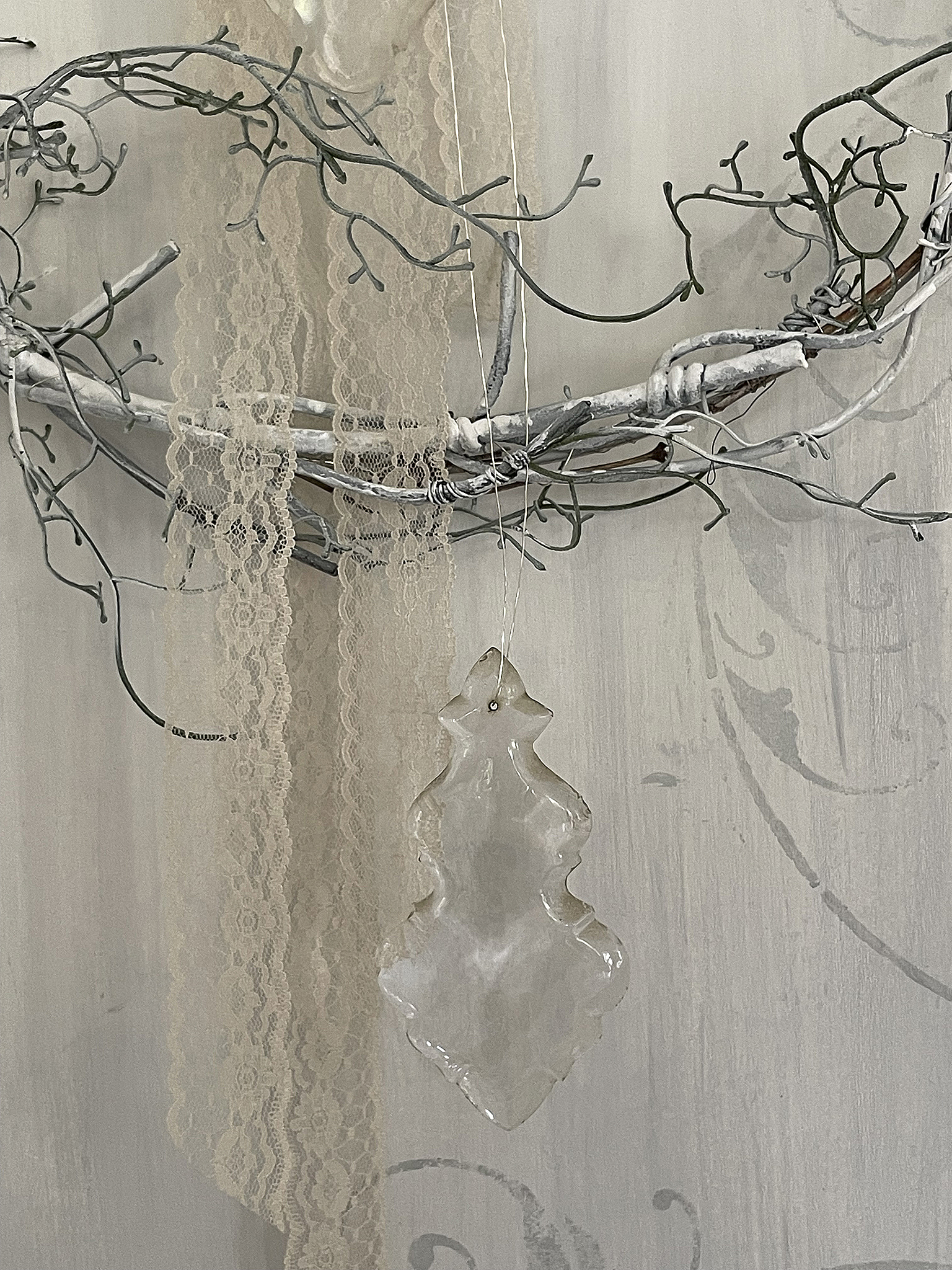 Zarter Shabby Kristallkranz ***