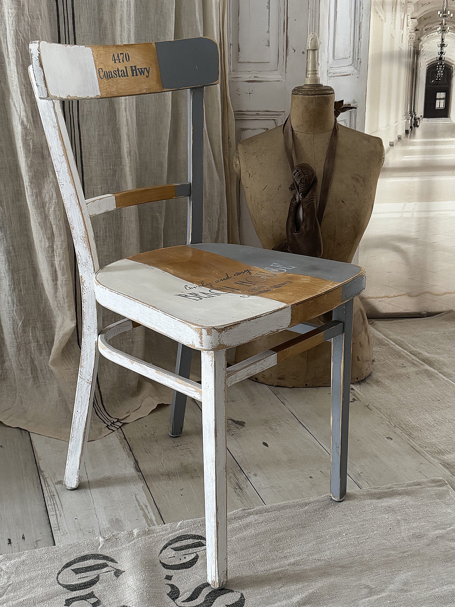 Altes Stuhlpärchen „Beach House“ | Buchenholz | Shabby Chic Weiß Grau Naturholz***