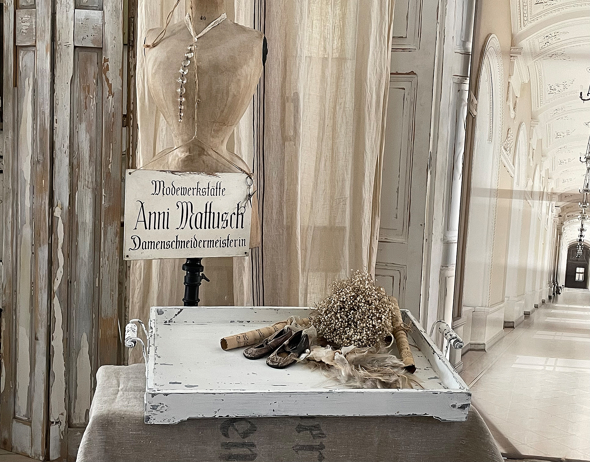 Großes Holztablett im Shabby Chic Stil