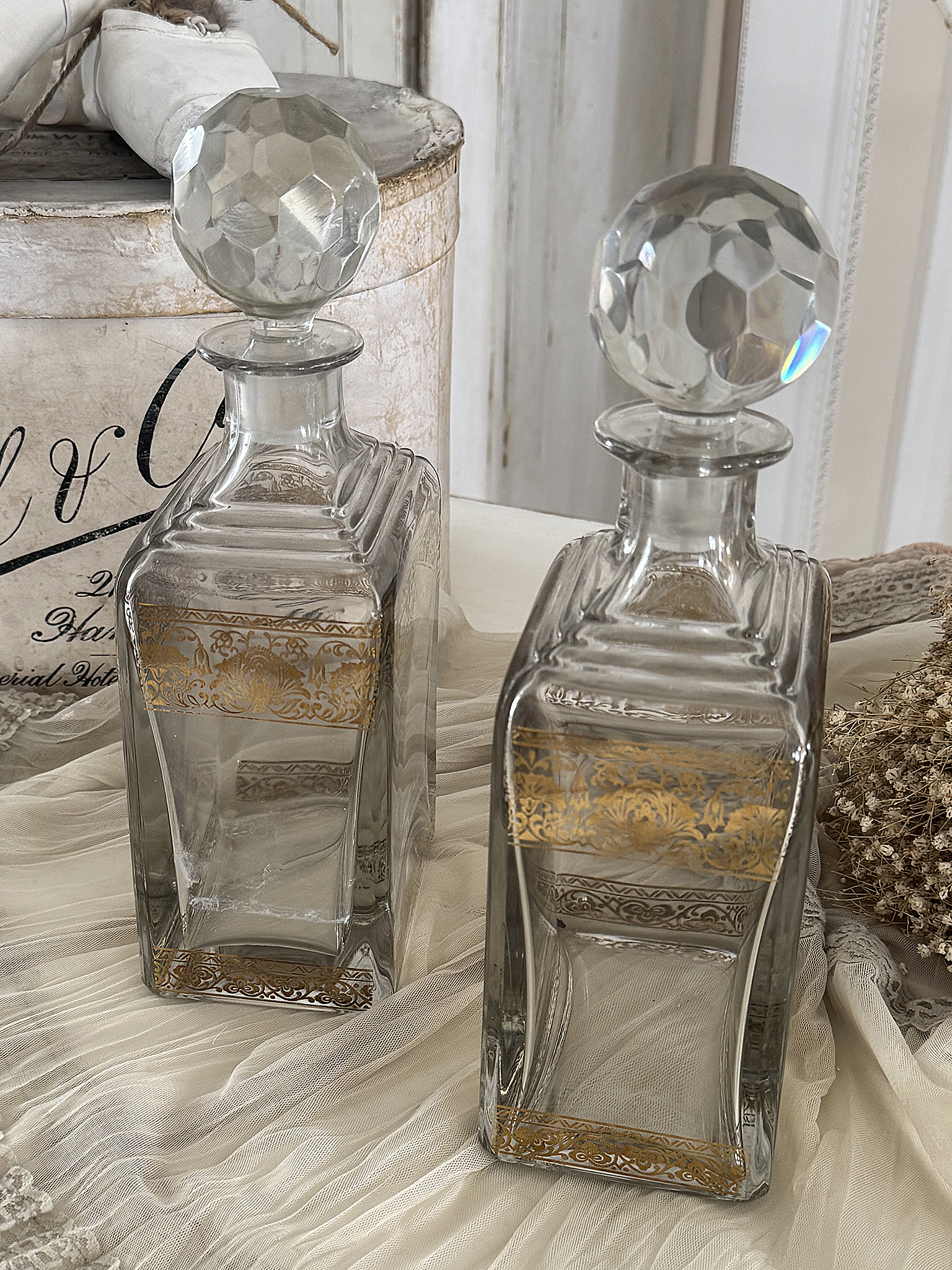 Elegante Vintage-Kristallkaraffen/Flaschen***