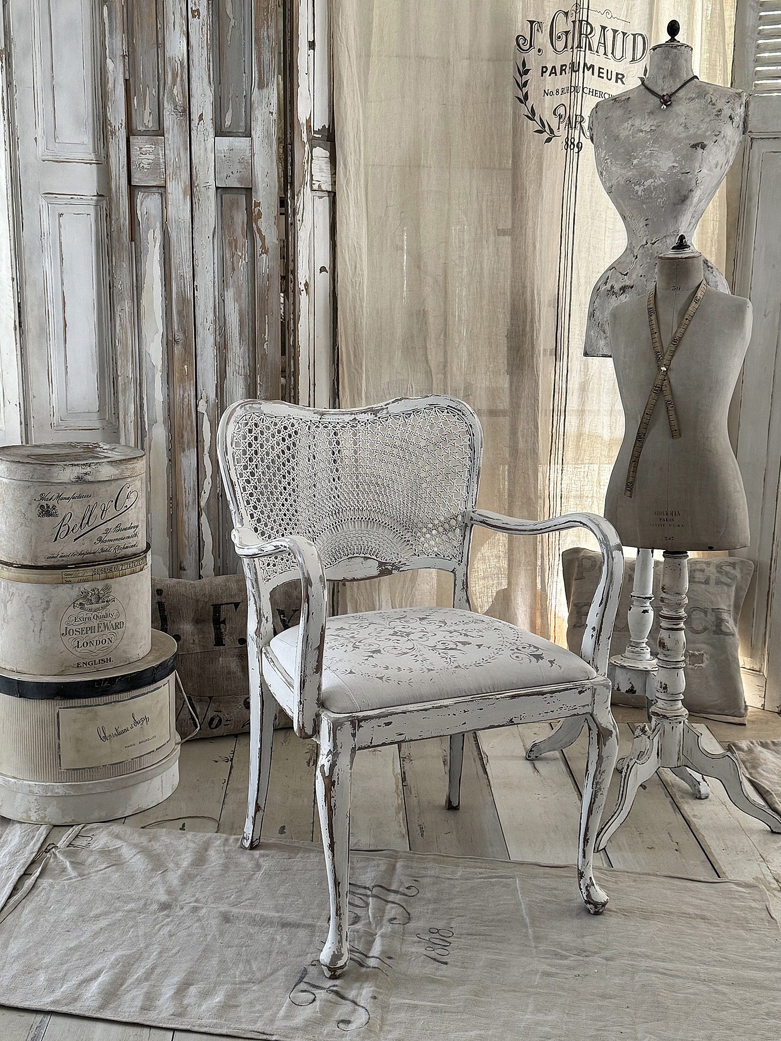 Toller Armlehnenstuhl im Chippendalel***